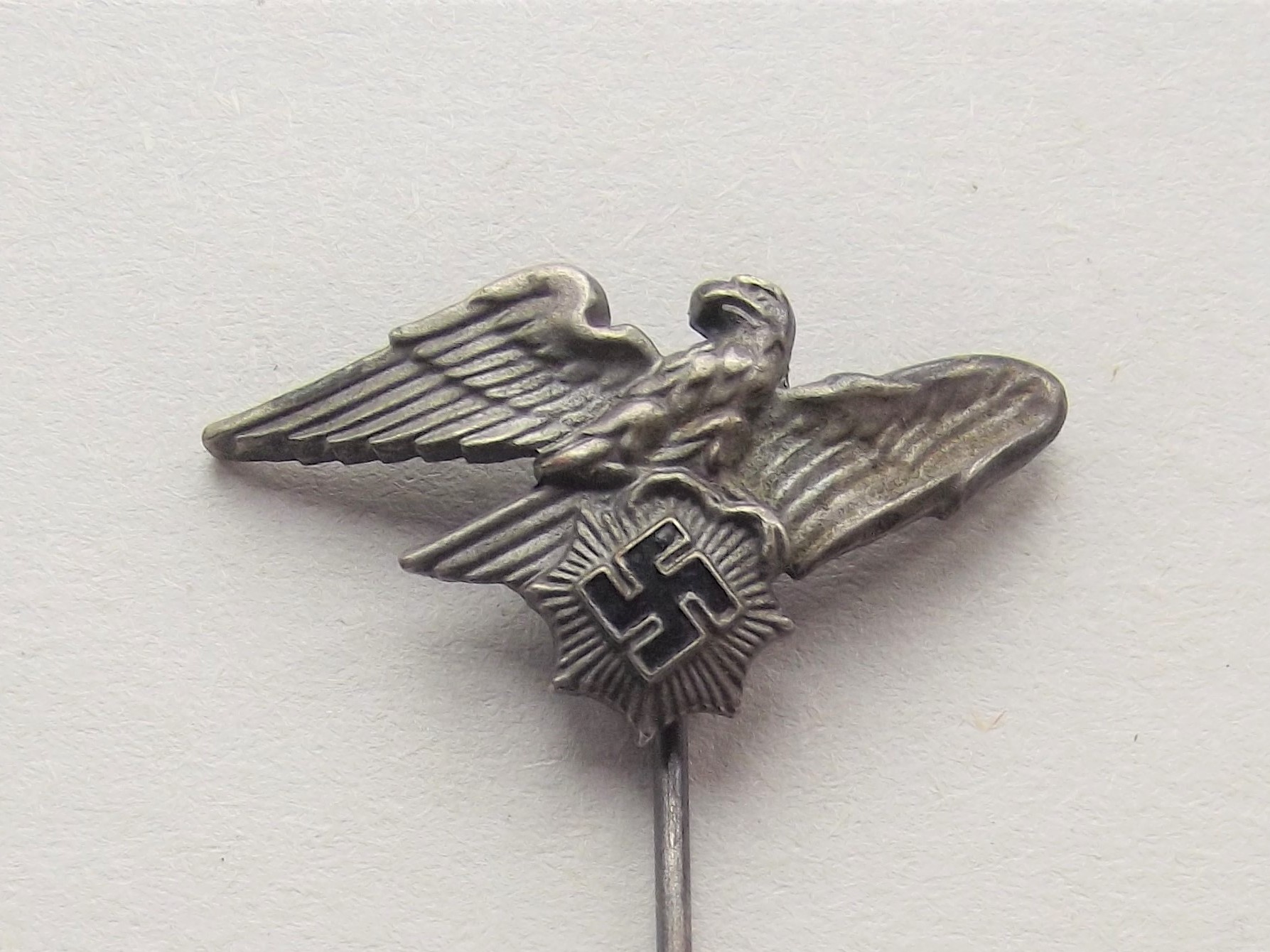 WW2 GERMAN REICH AIR RAID PROTECTION (RLB) OFFICERS STICK PIN