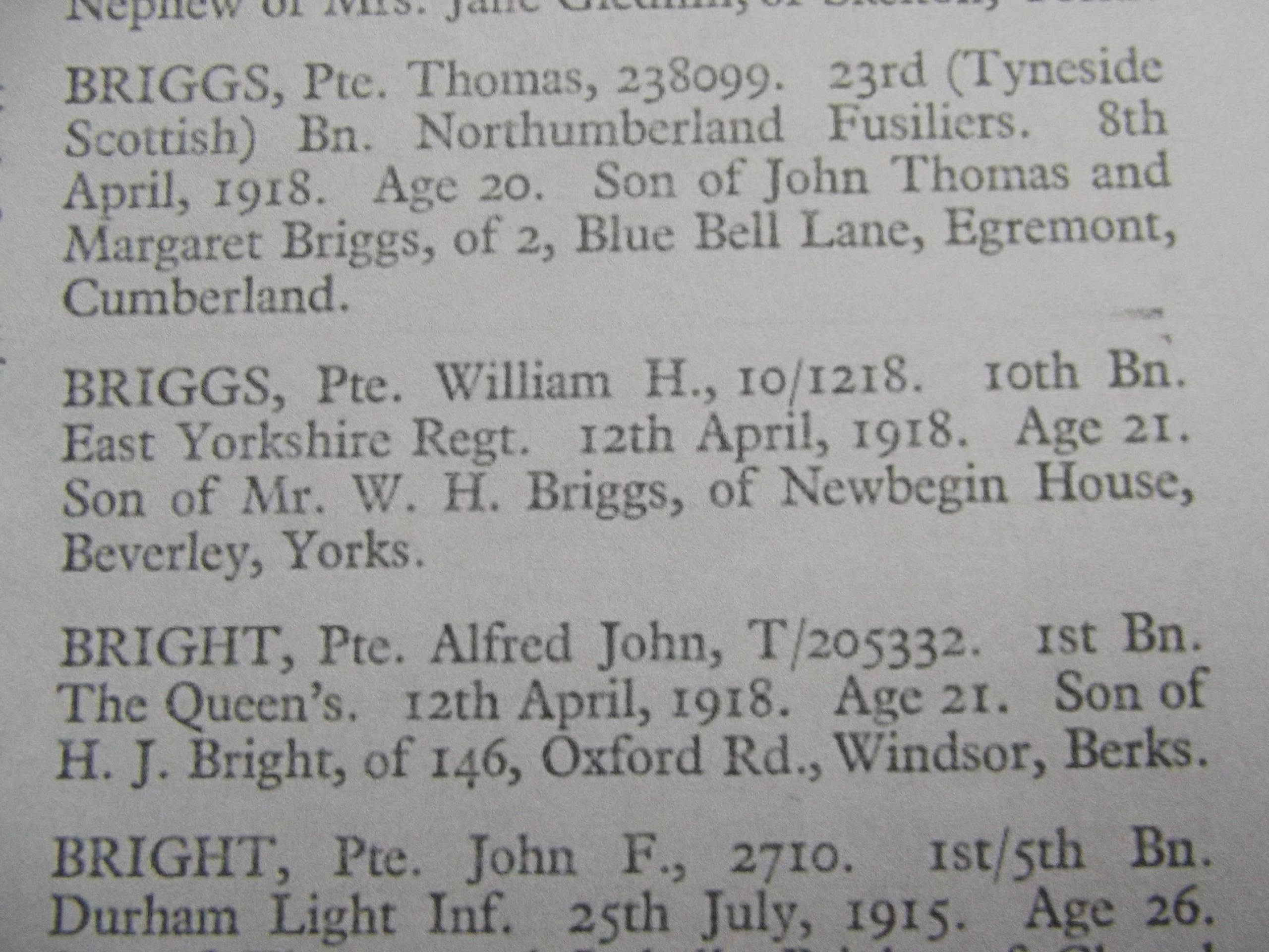 WW1 MEDAL CERTIFICATE W.H.BRIGGS EAST YORKSHIRE REG CASUALTY