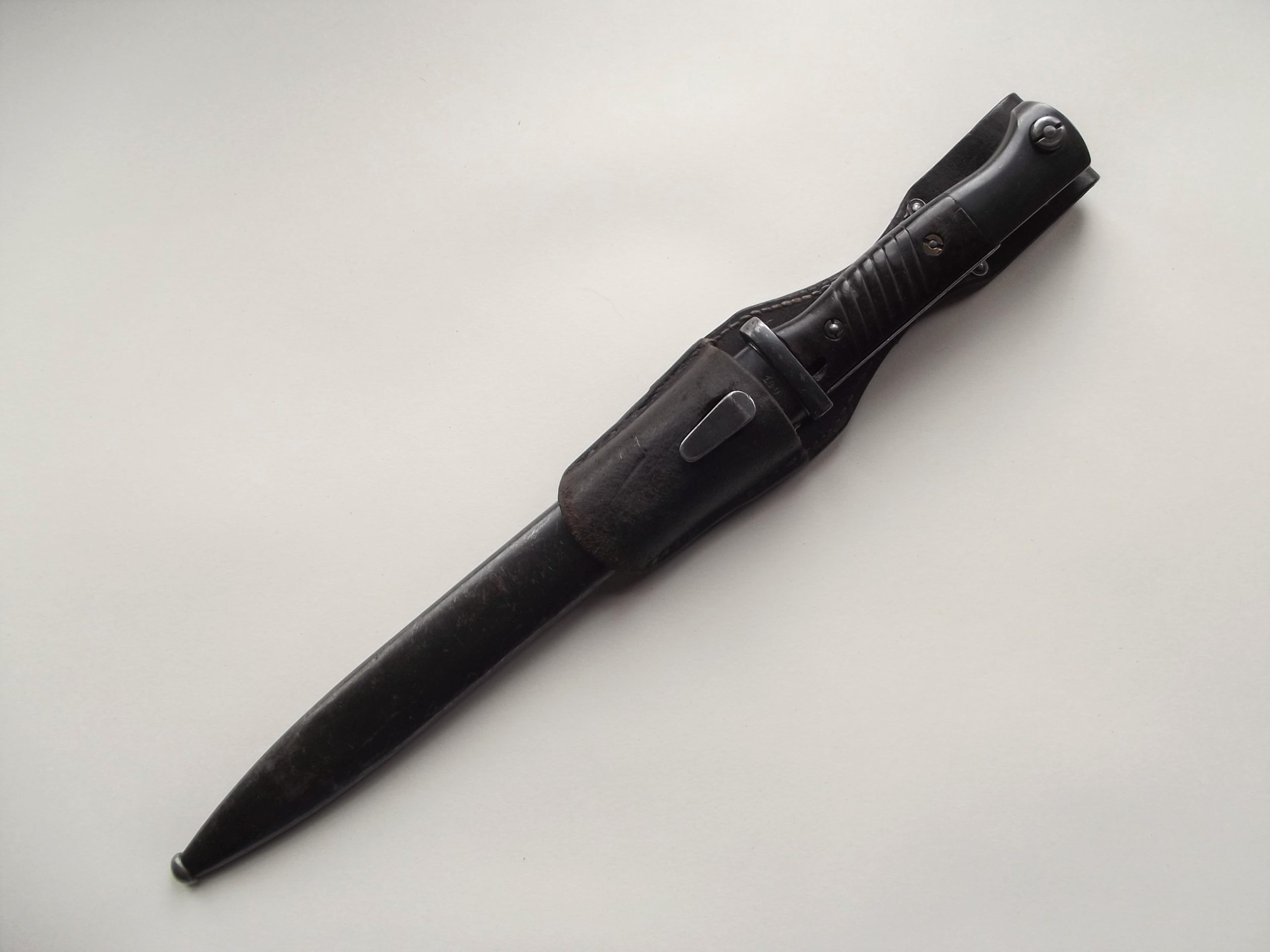WW2 GERMAN K98 BAYONET & SCABBARD 1940 MATCHING NUMBERS