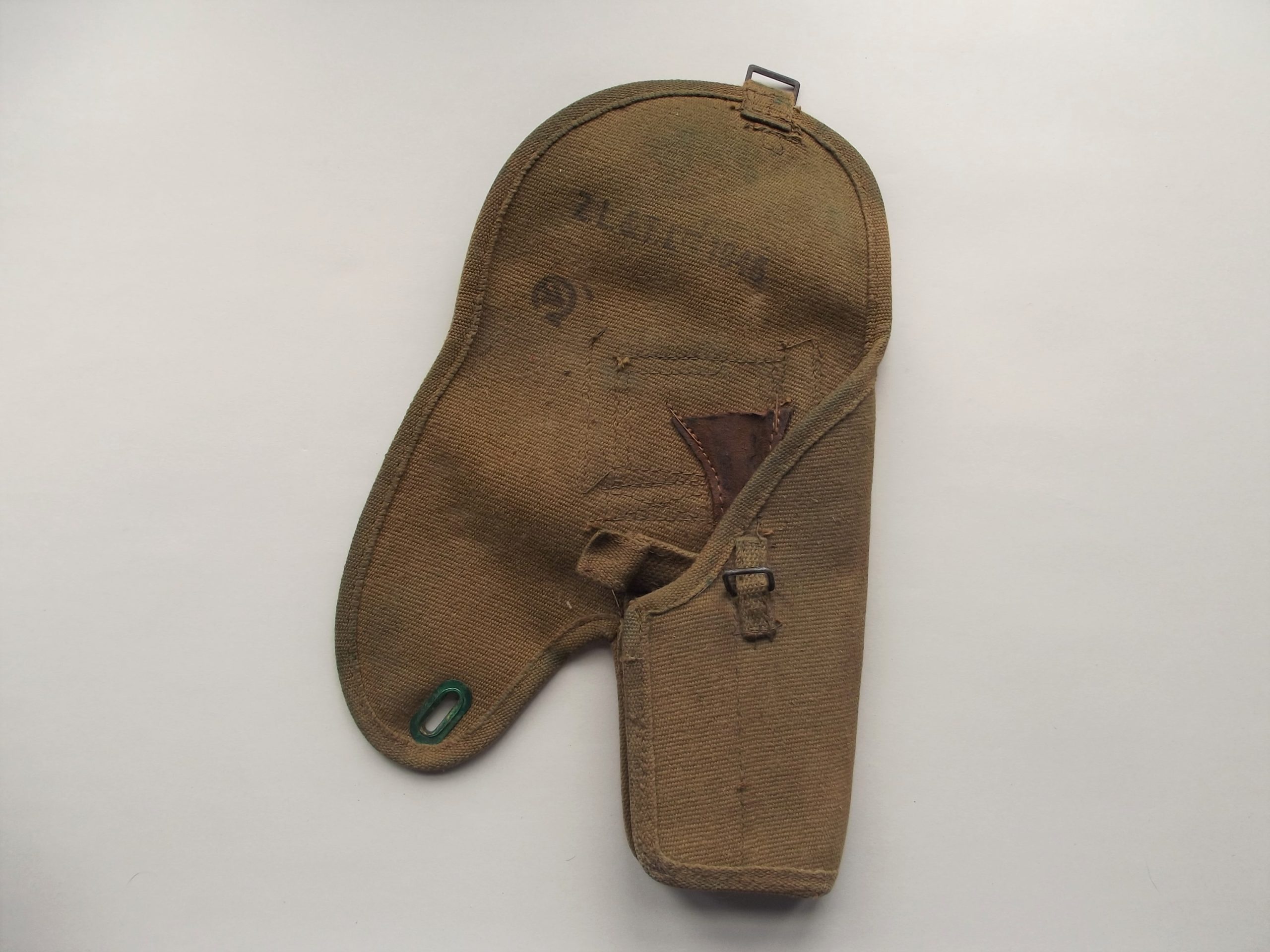 WW2 CANADIAN BROWNING HI-POWER INGLIS HOLSTER DATED 1945