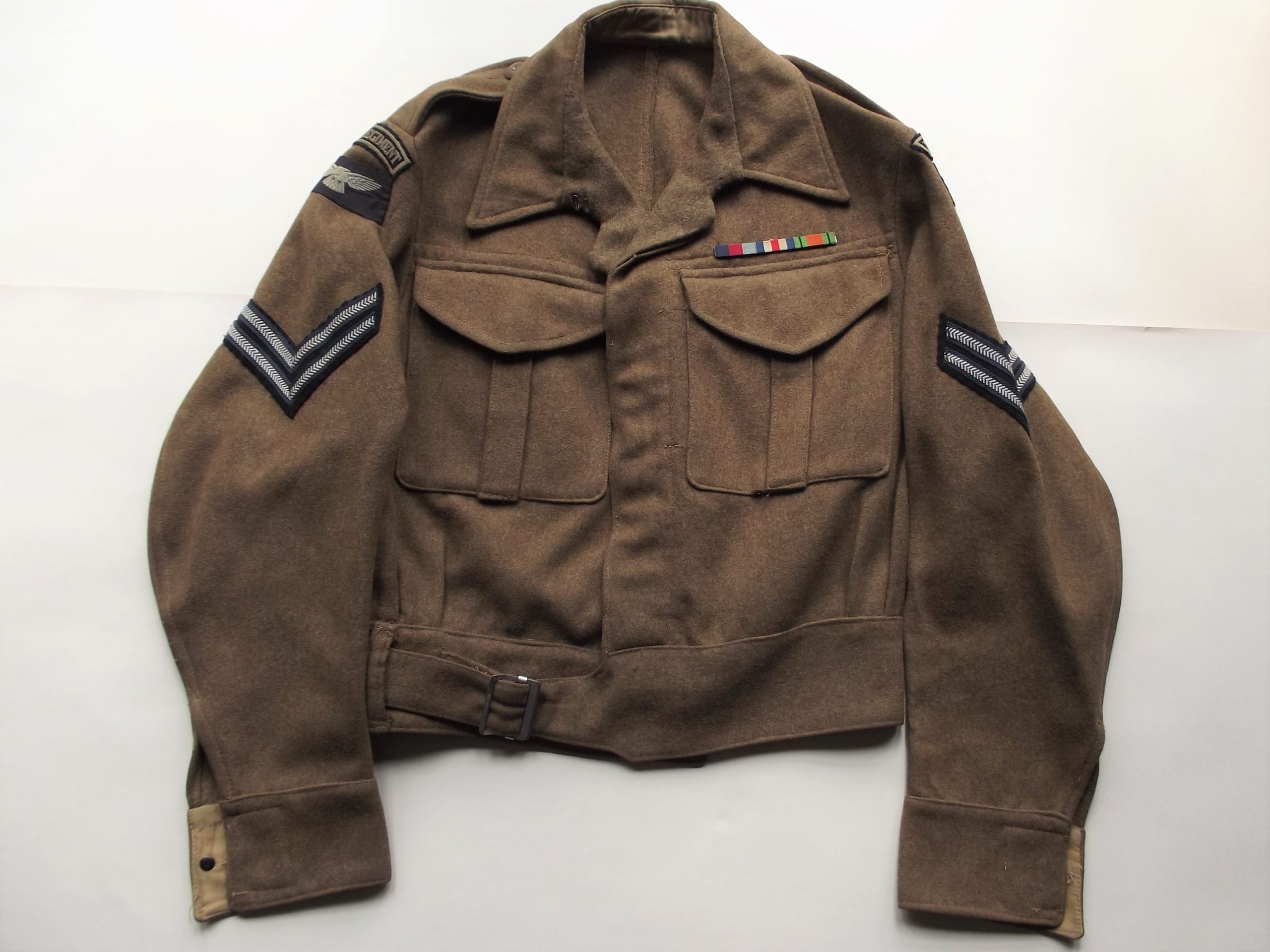 WW2 R.A.F REGIMENT BATTLEDRESS TUNIC DATED 1942