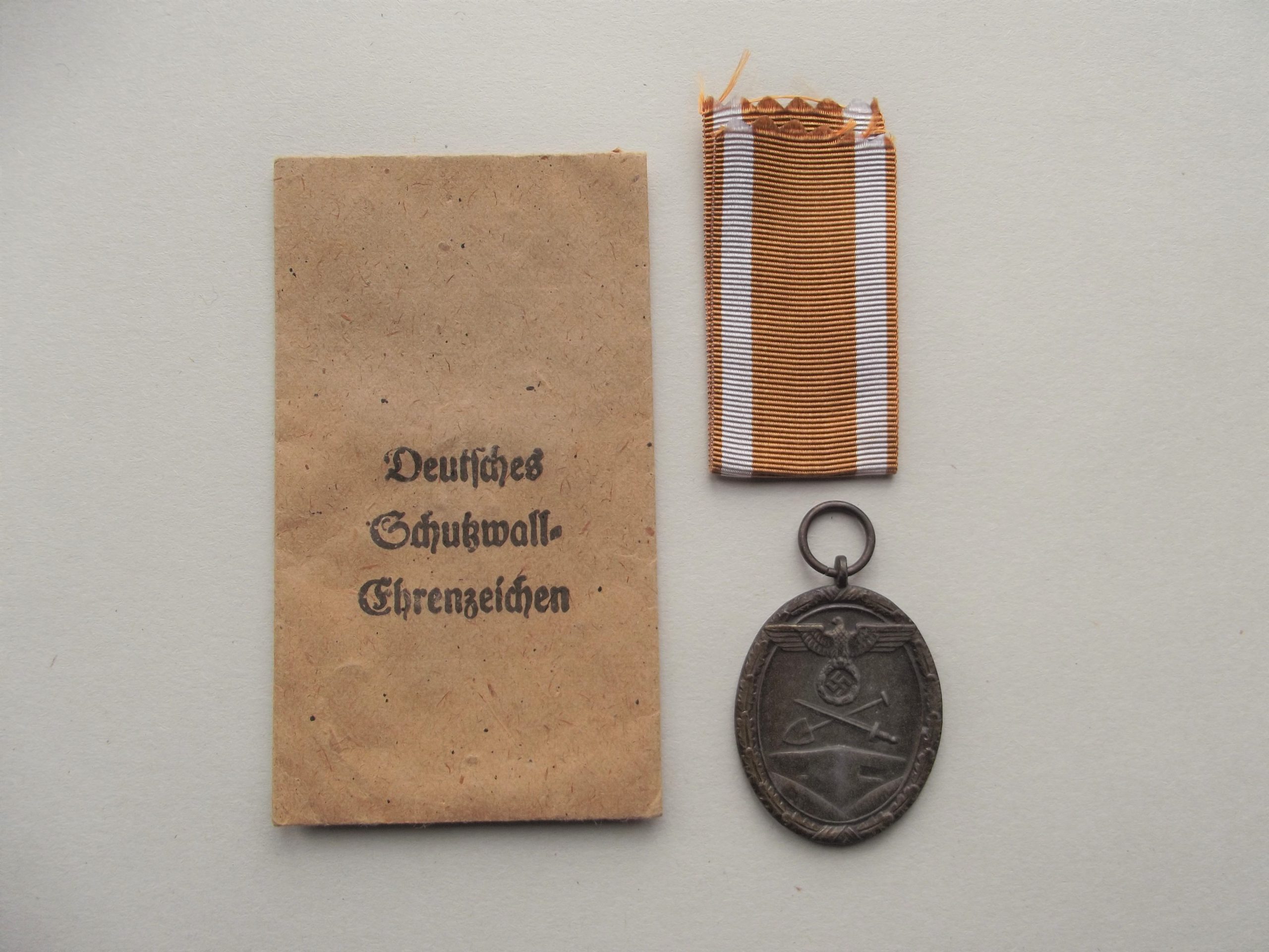 WW2 GERMAN WEST WALL MEDAL & PACKET