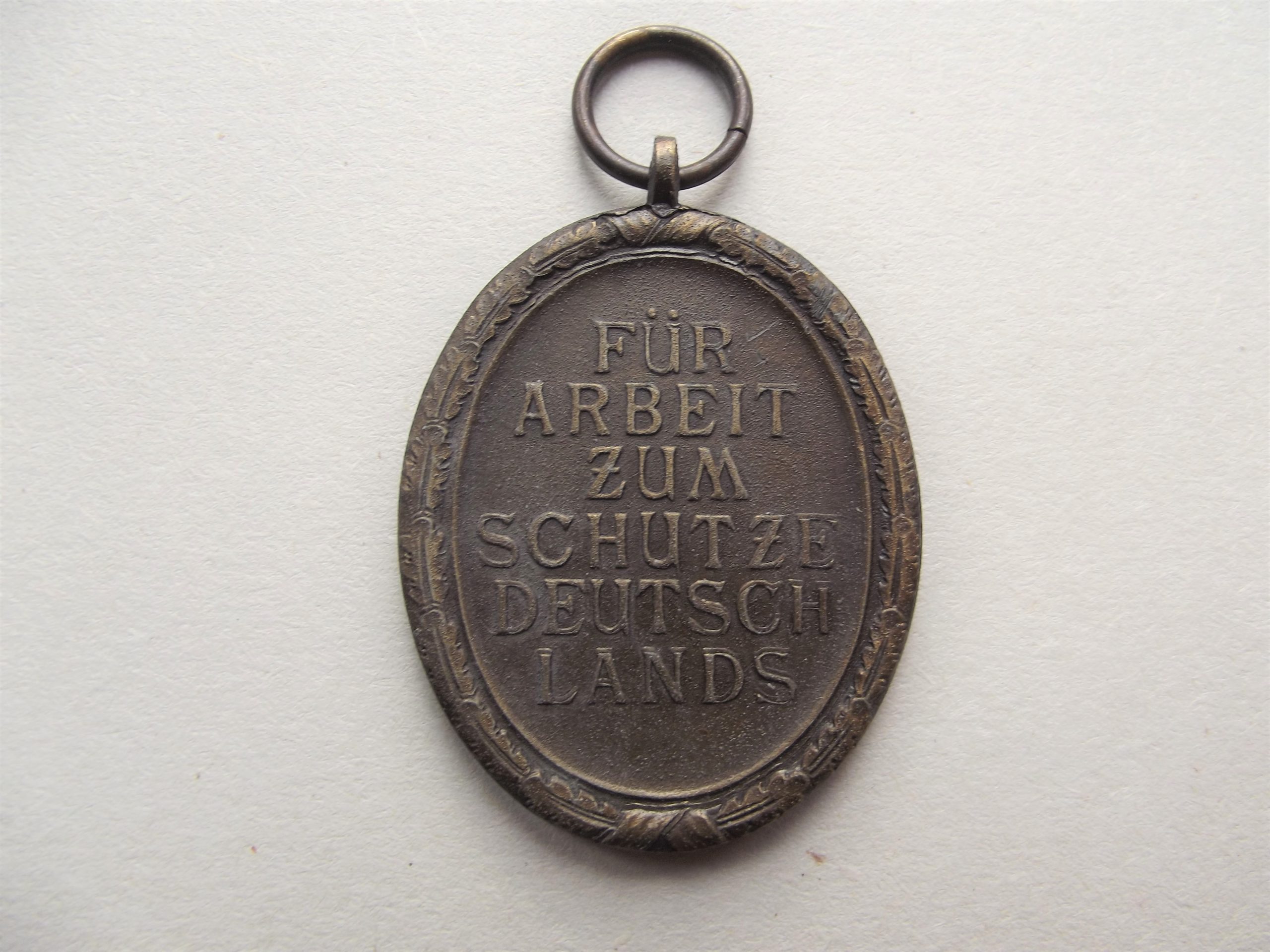 WW2 GERMAN WEST WALL MEDAL & PACKET