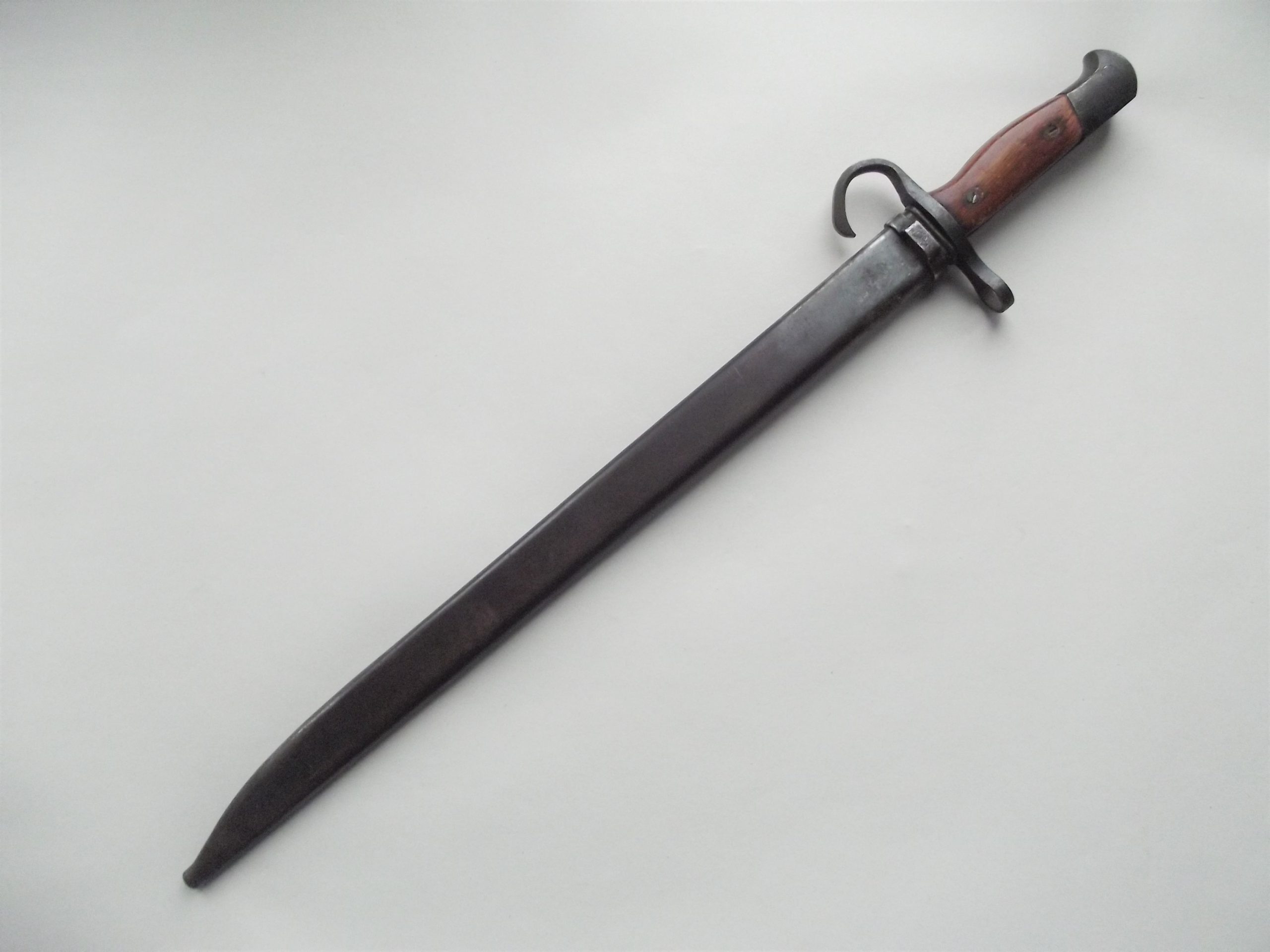 WW2 JAPANESE ARISAKA TYPE 30 BAYONET & SCABBARD