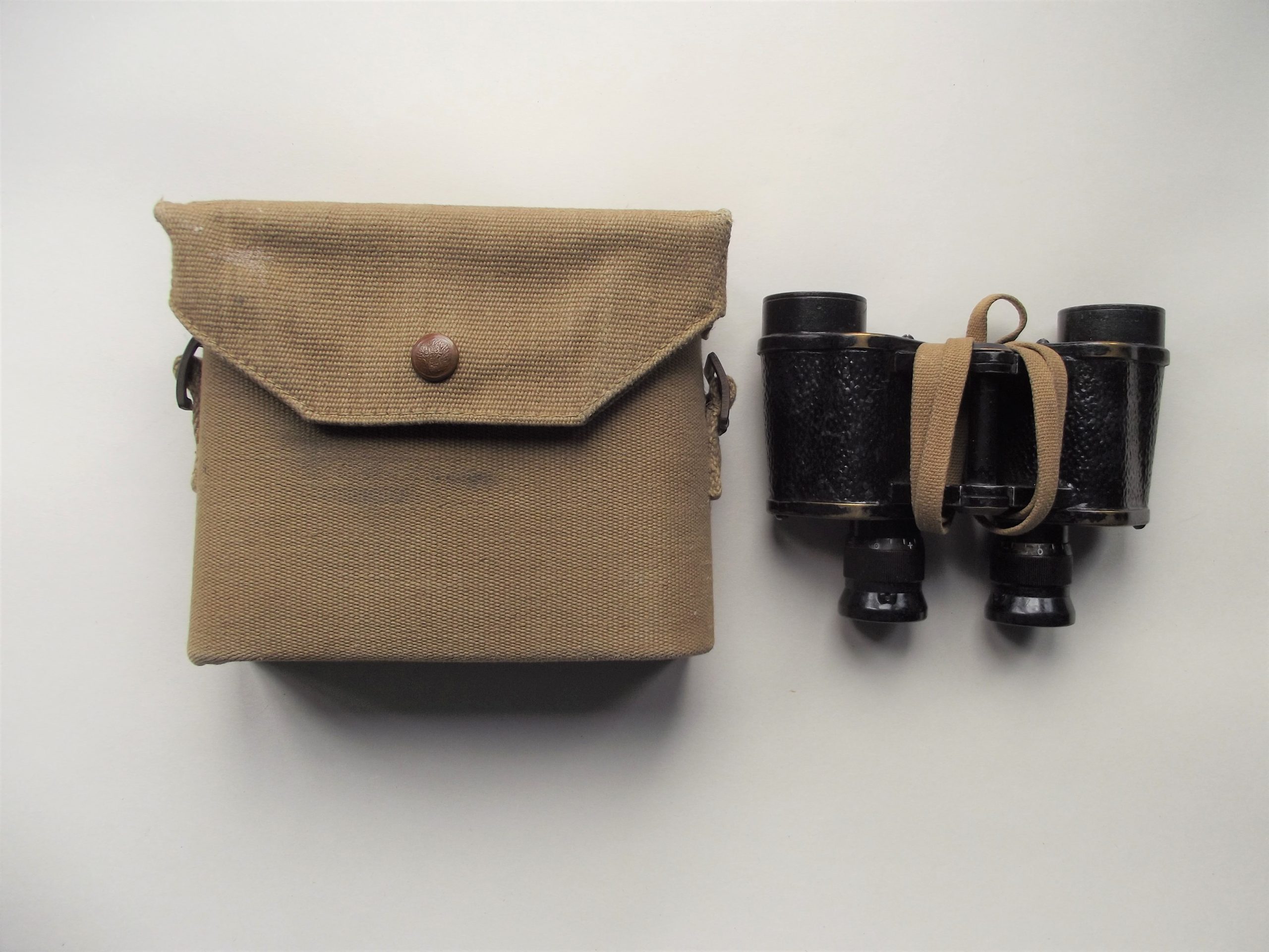 WW2 37 PTN WEBBING BINOCULAR CASE & BINOCULARS DATED 1940