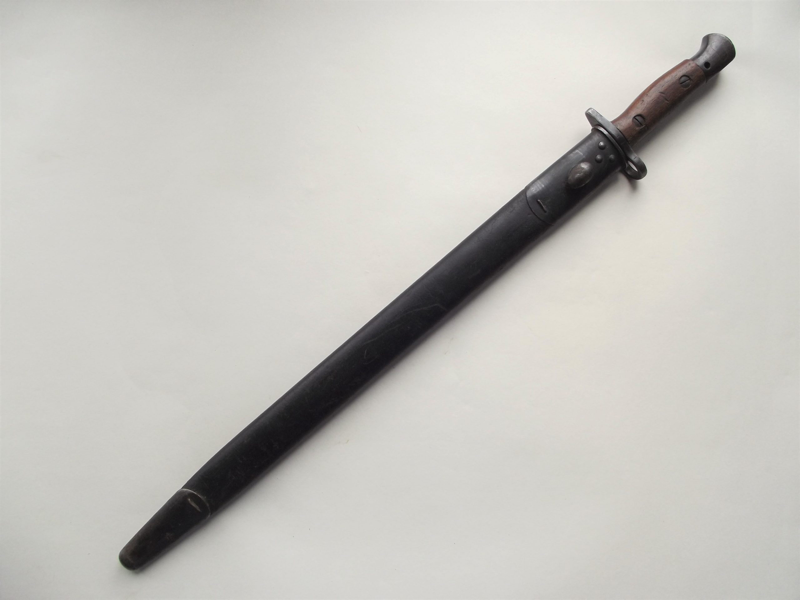 WW1 1907 BAYONET & SCABBARD SANDERSON NAVAL 1915
