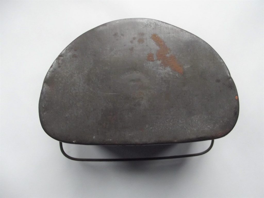 WW1 BRITISH ARMY MESS TIN DATED 1917 - DBG Militaria