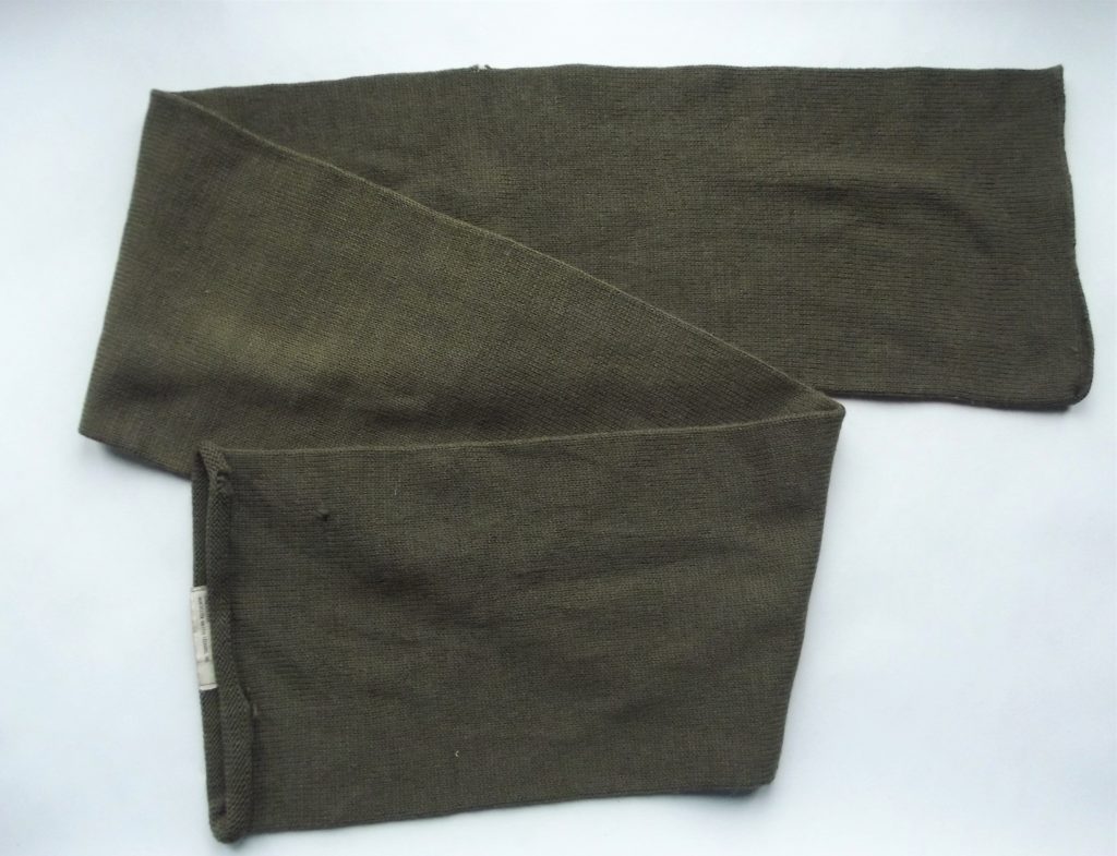 Skjerf S-111555 Ensfarget Militare main image 1