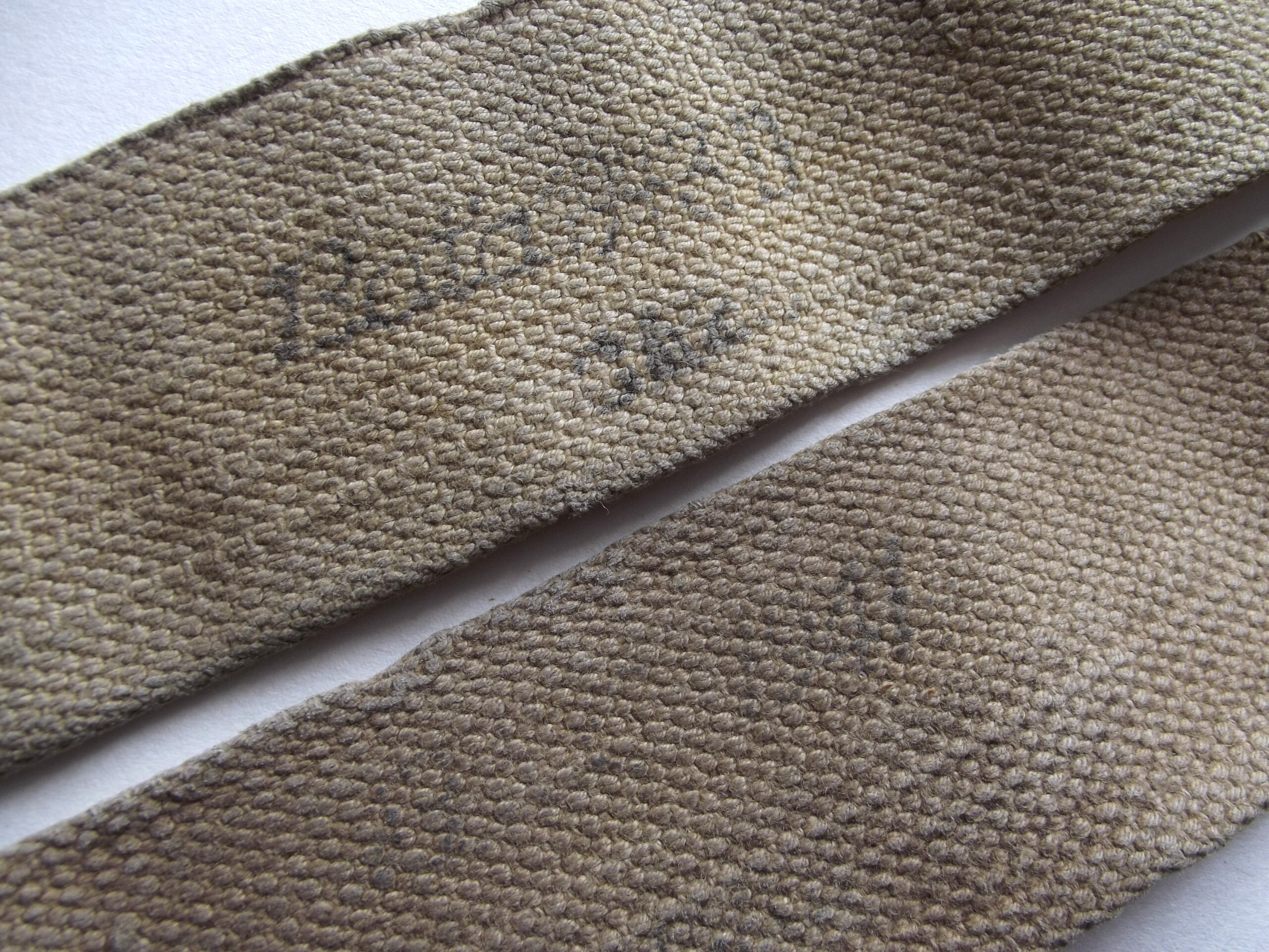 WW2 37 PTN WEBBING SHOULDER STRAPS INDIAN MADE DATED 1941/43