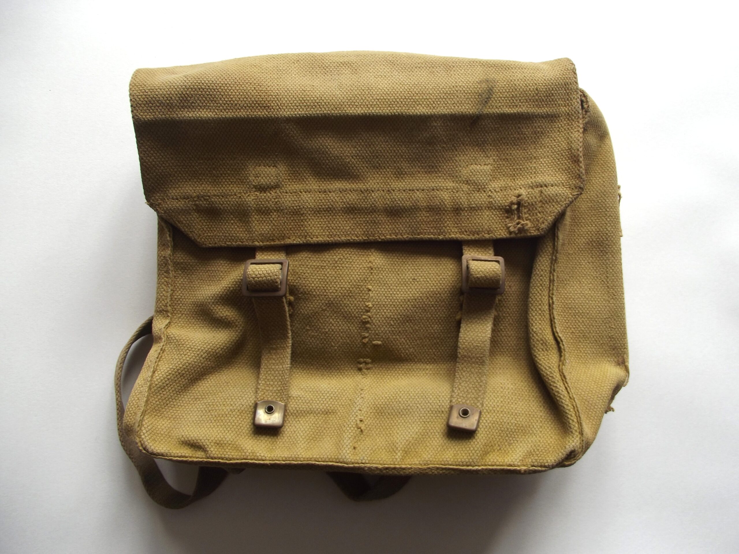 WW2 37 PTN SMALL WEBBING HAVERSACK & SHOULDER STRAPS DATED 1942