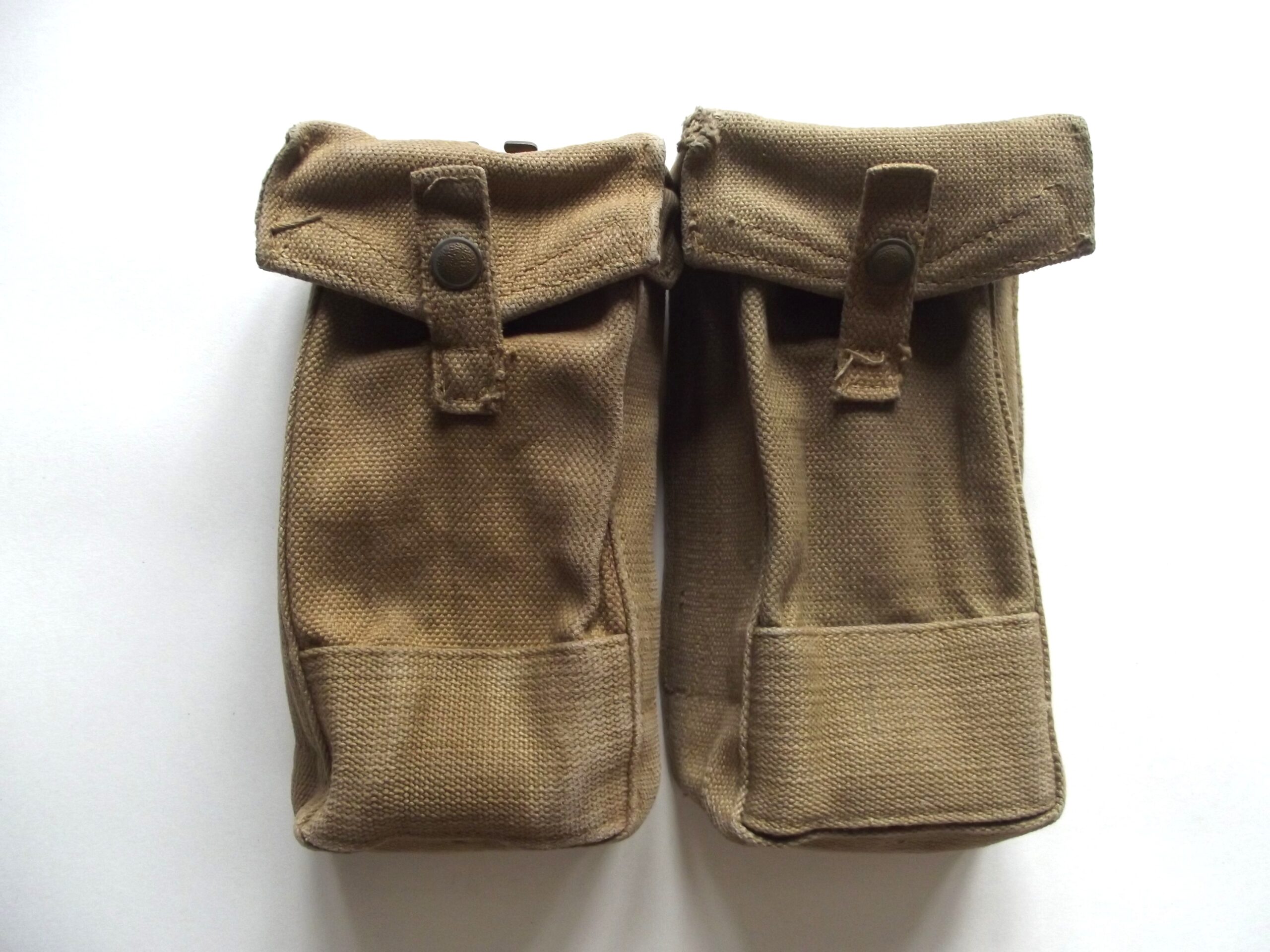 WW2 37 PTN BRITISH WEBBING BASIC POUCHES MK II DATED 1941, 44