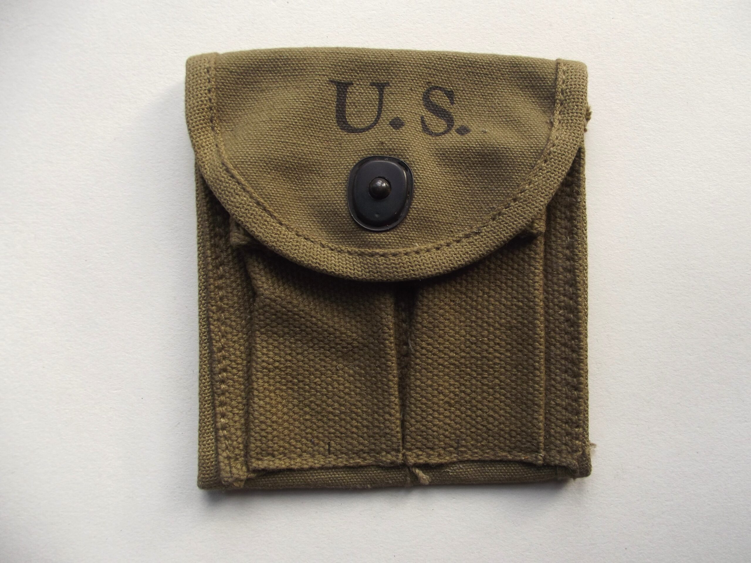 WW2 AMERICAN M1 CARBINE MAGAZINE WEBBING POUCH DATED 1943