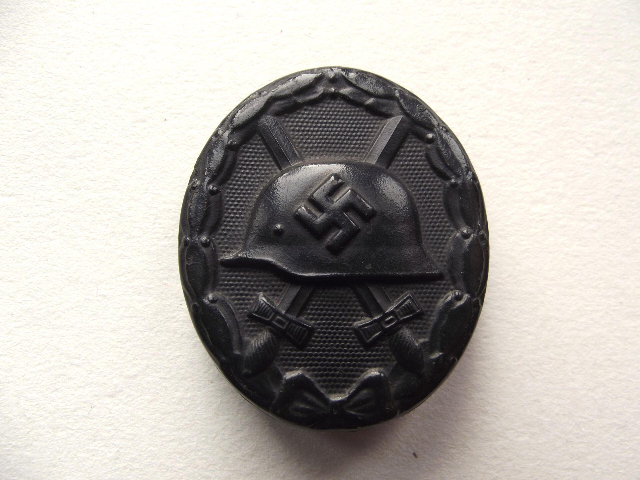 WW2 GERMAN BLACK WOUND BADGE MAKER 88