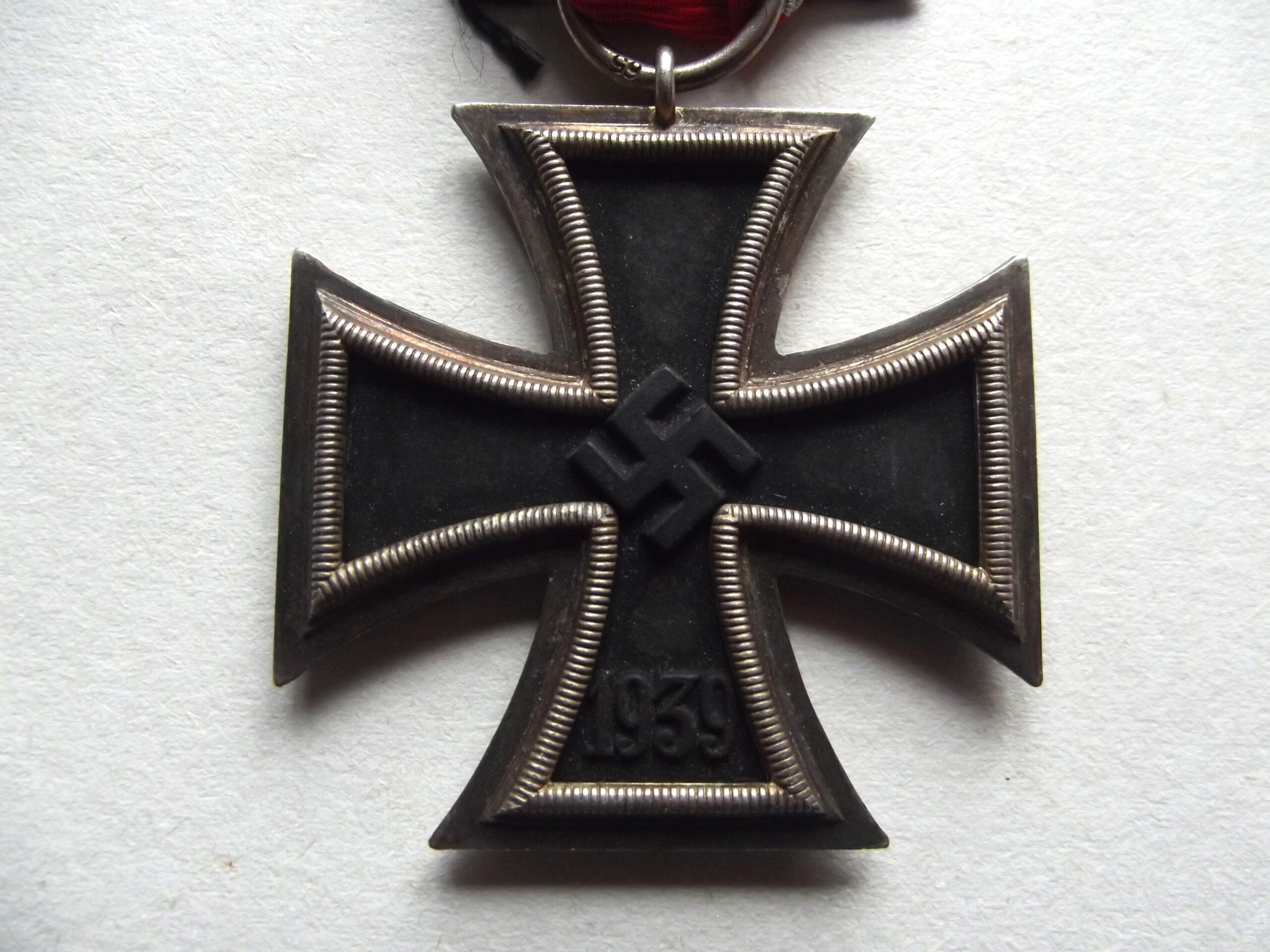 WW2 GERMAN 2ND CLASS IRON CROSS EK2 MAKER 65