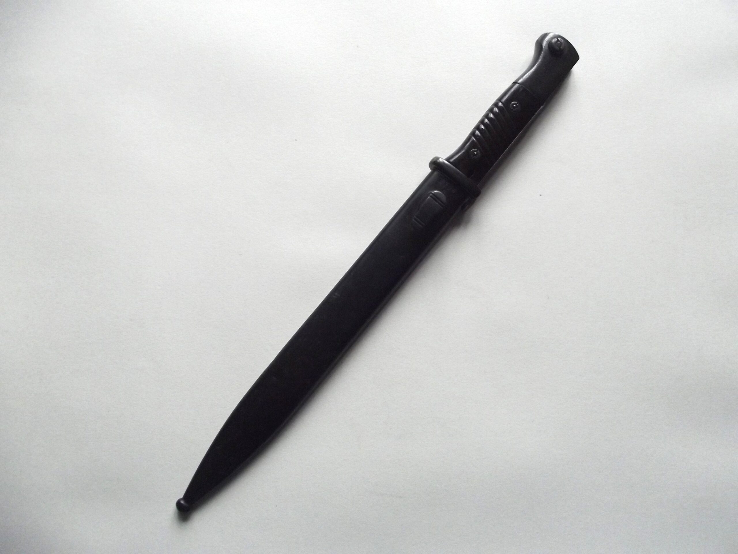 WW2 GERMAN K98 BAYONET & SCABBARD DATED 1935