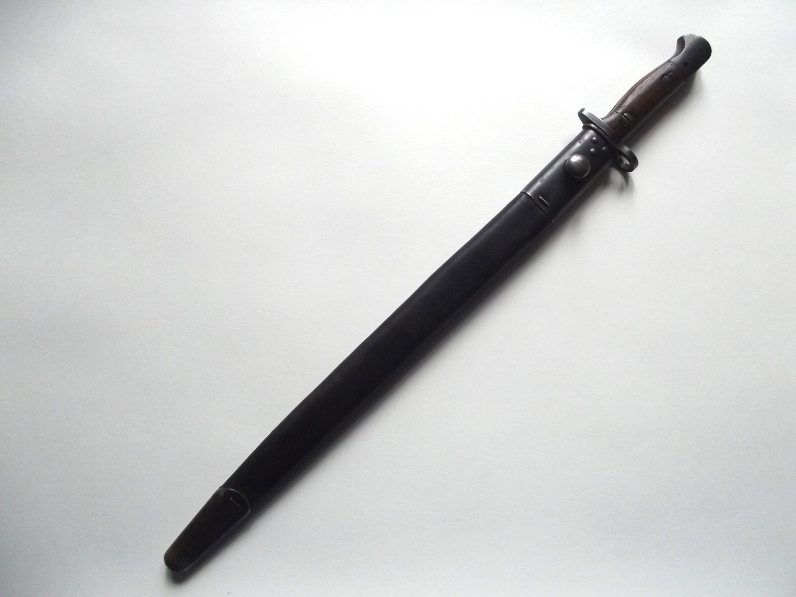 WW1 1907 BAYONET & SCABBARD WILKINSON DATED 1918