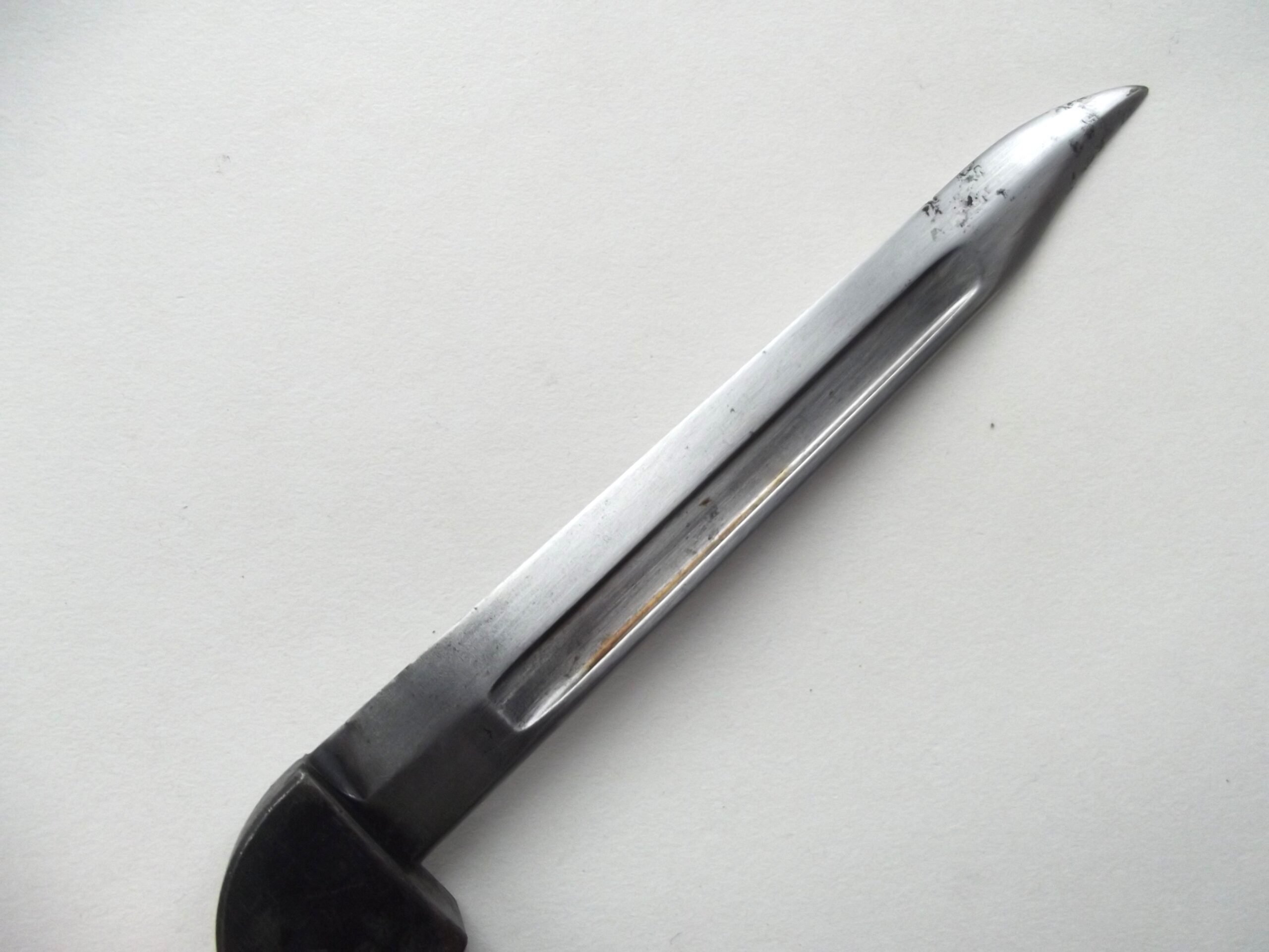 BRITISH ARMY NO 9 MK 1 BAYONET & SCABBARD DATED 1950