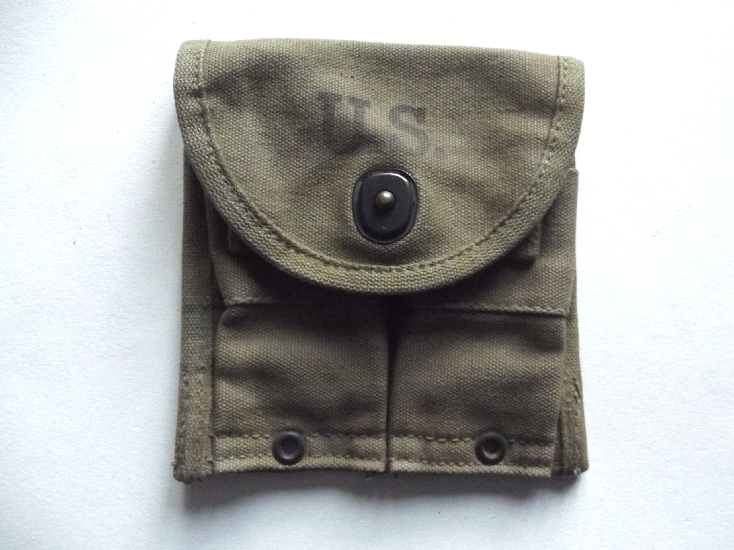 WW2 AMERICAN M1 CARBINE WEBBING POUCH DATED 1943