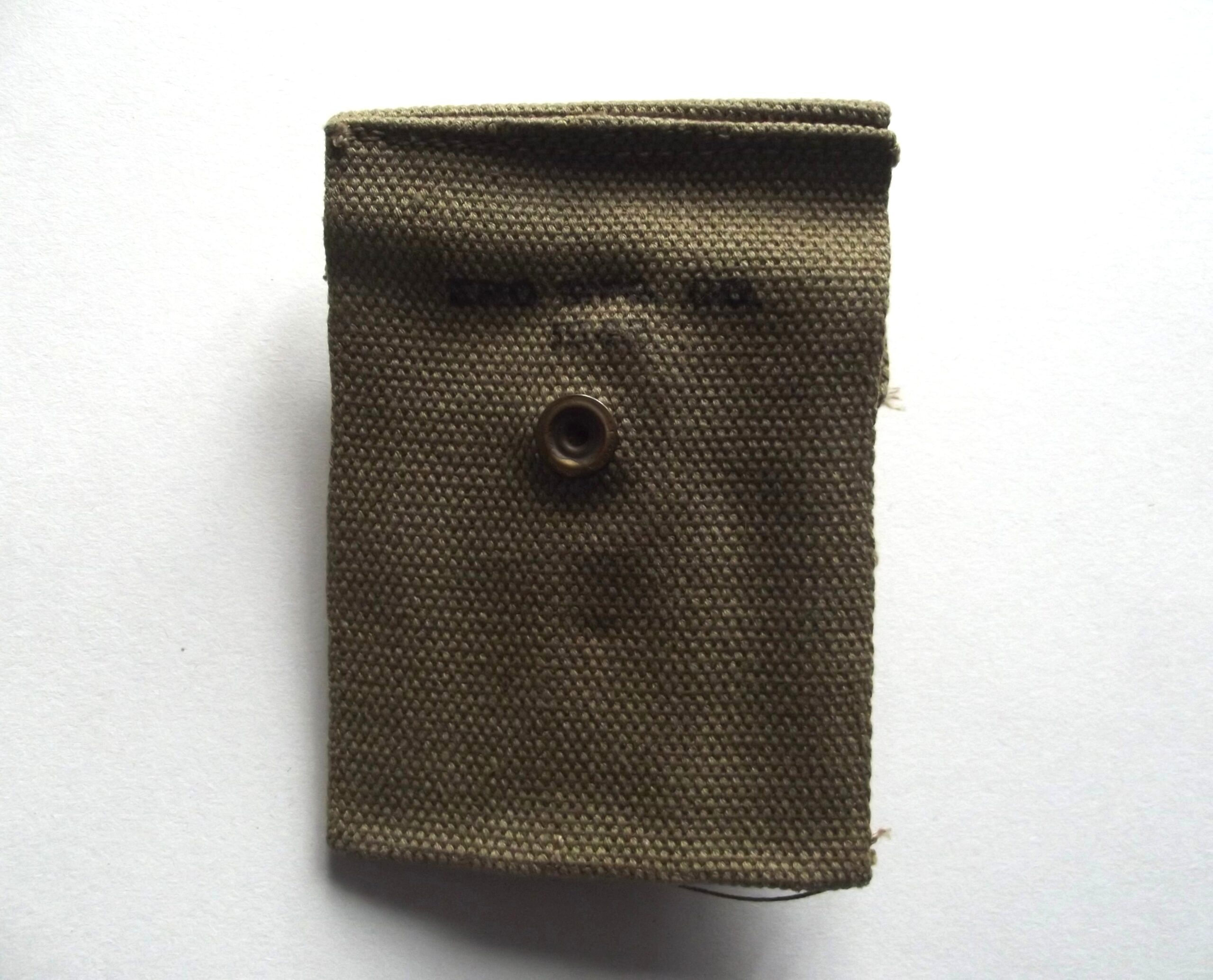 WW2 AMERICAN M1923 COLT .45 WEBBING MAGAZINE POUCH DATED 1942