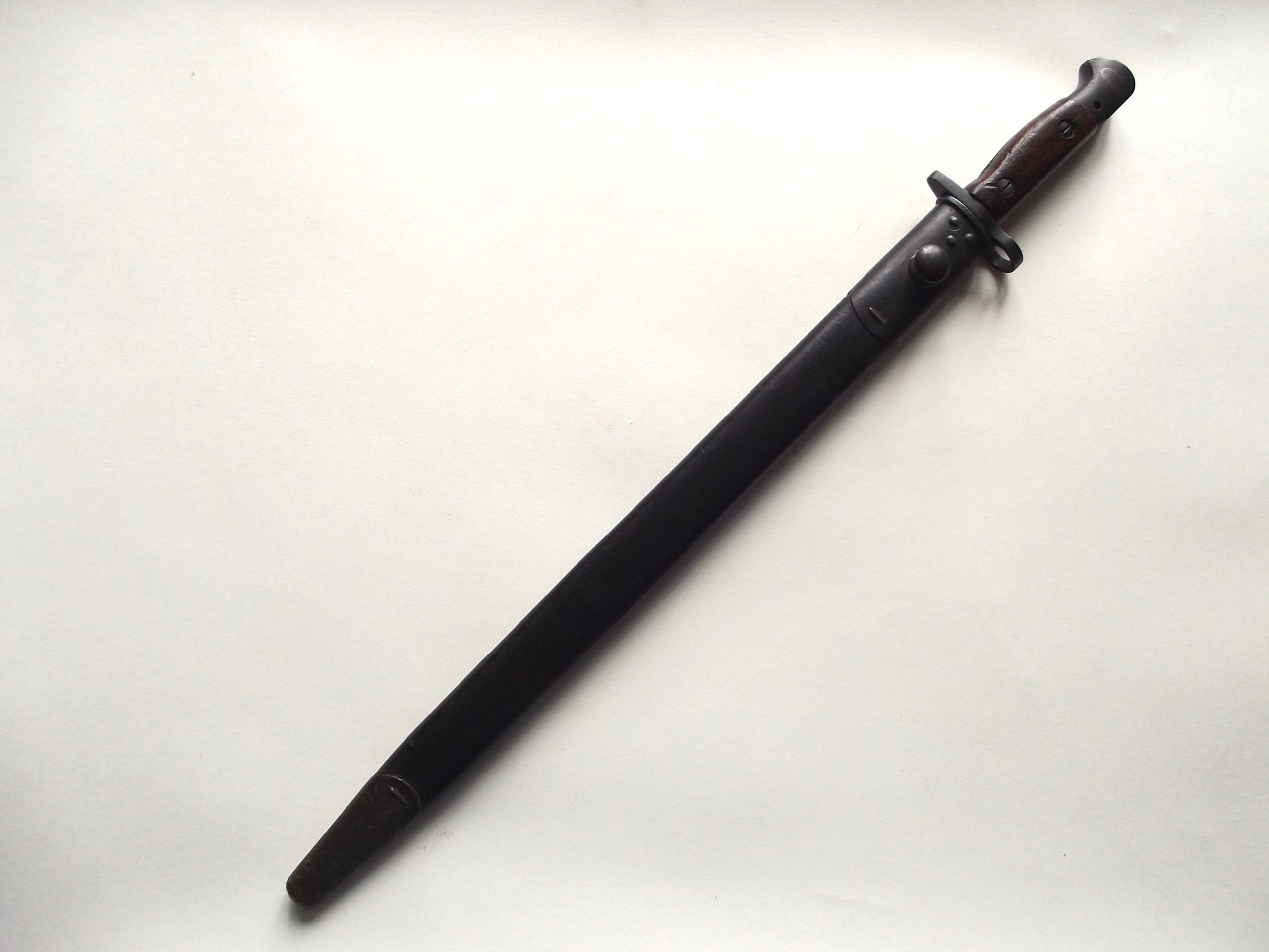 WW1 1907 BAYONET & SCABBARD WILKINSON DATED 1918