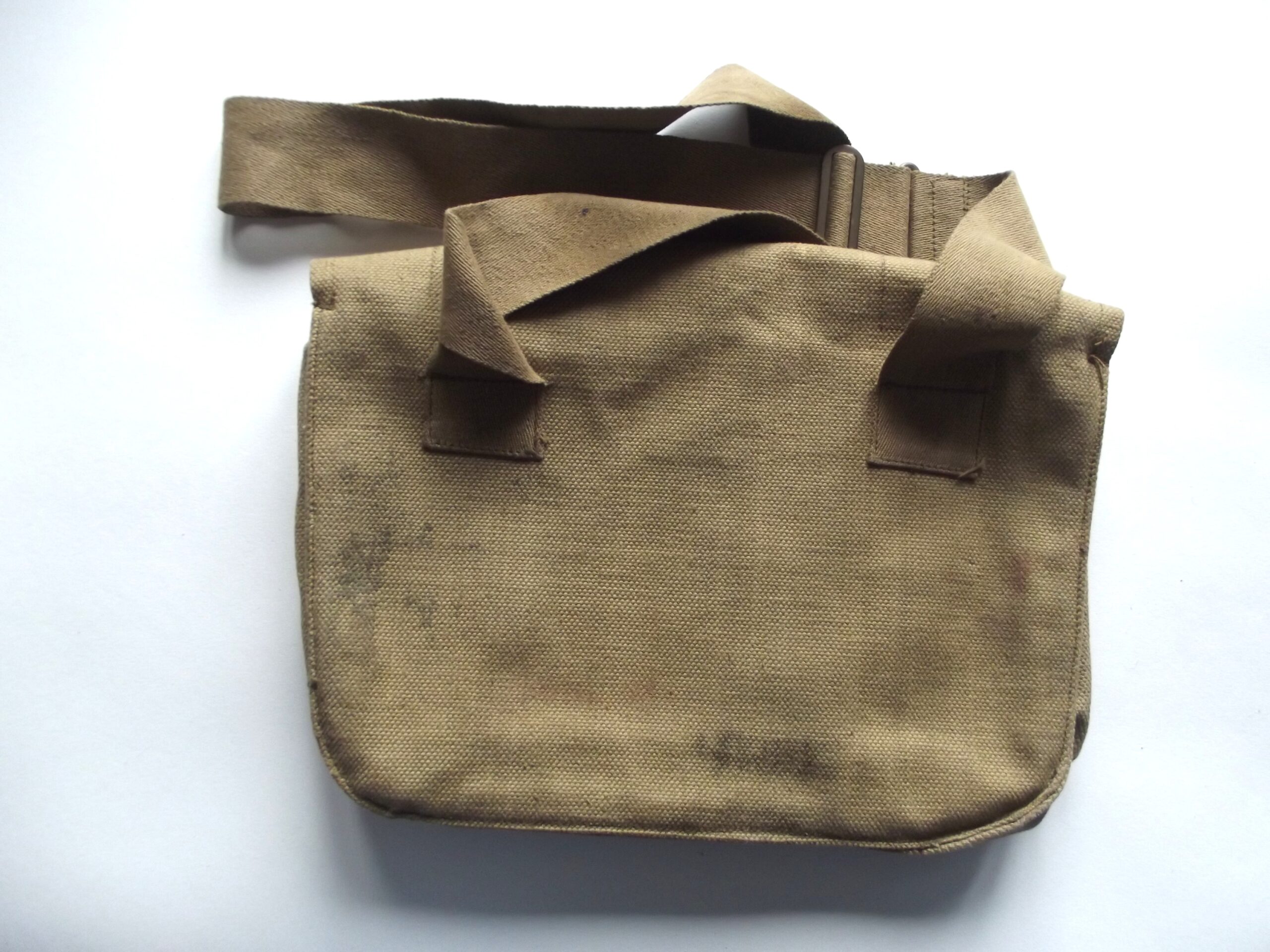 WW2 37 PTN SHELL DRESSING HAVERSACK DATED 1943