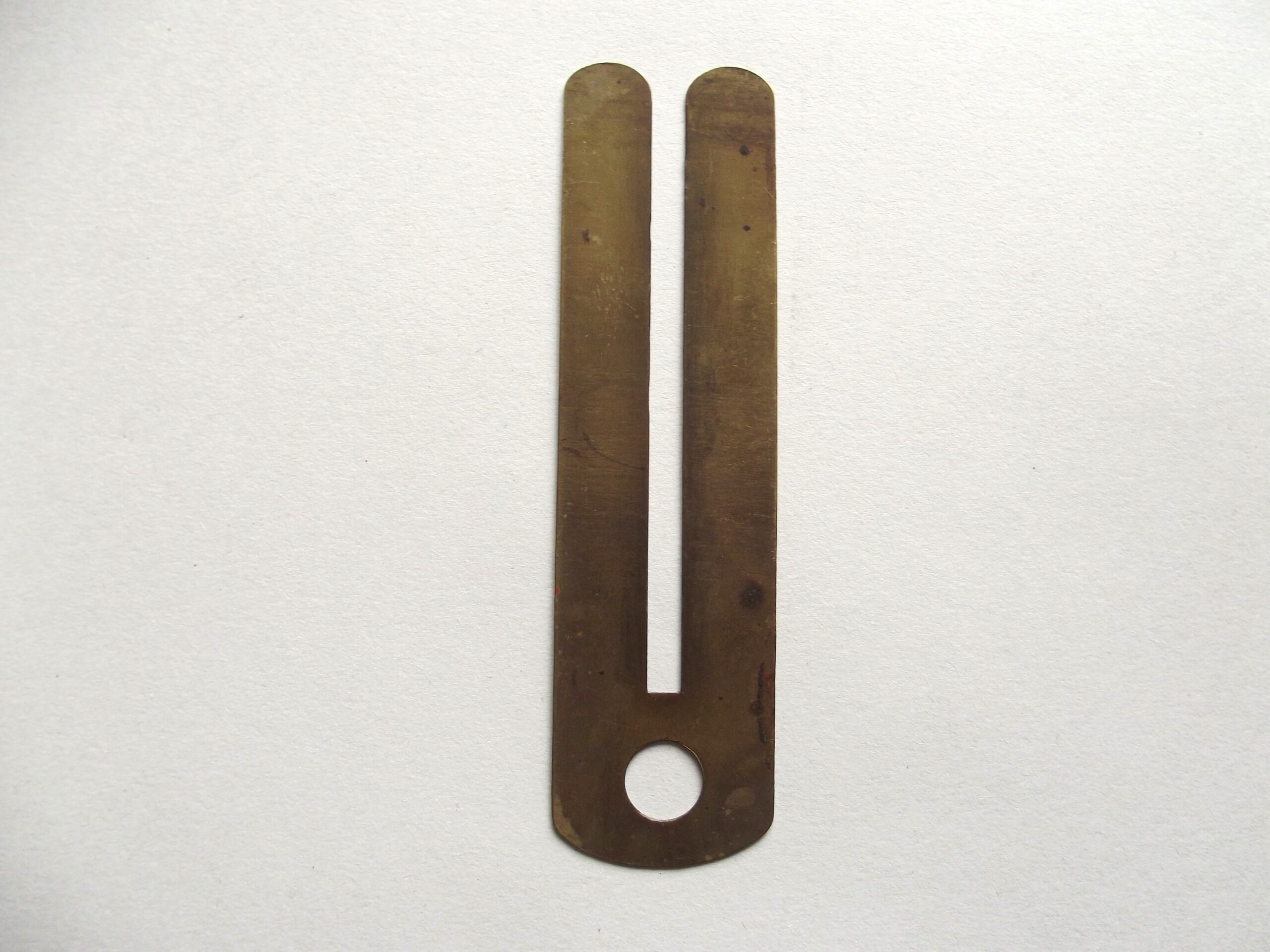 WW1/2 BRITISH ARMY BRASS BUTTON STICK