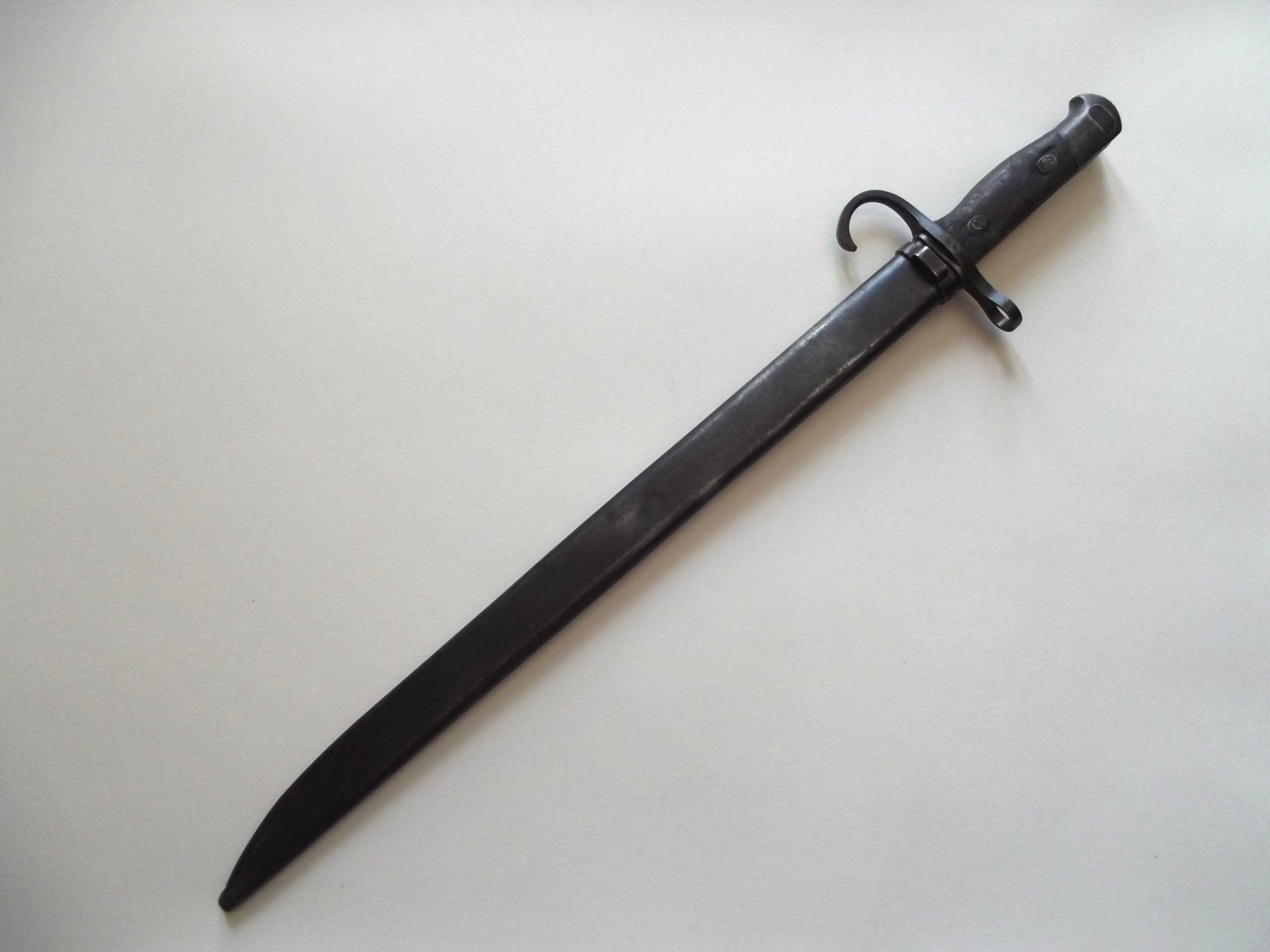 WW2 JAPANESE ARISAKA TYPE 30 BAYONET & SCABBARD