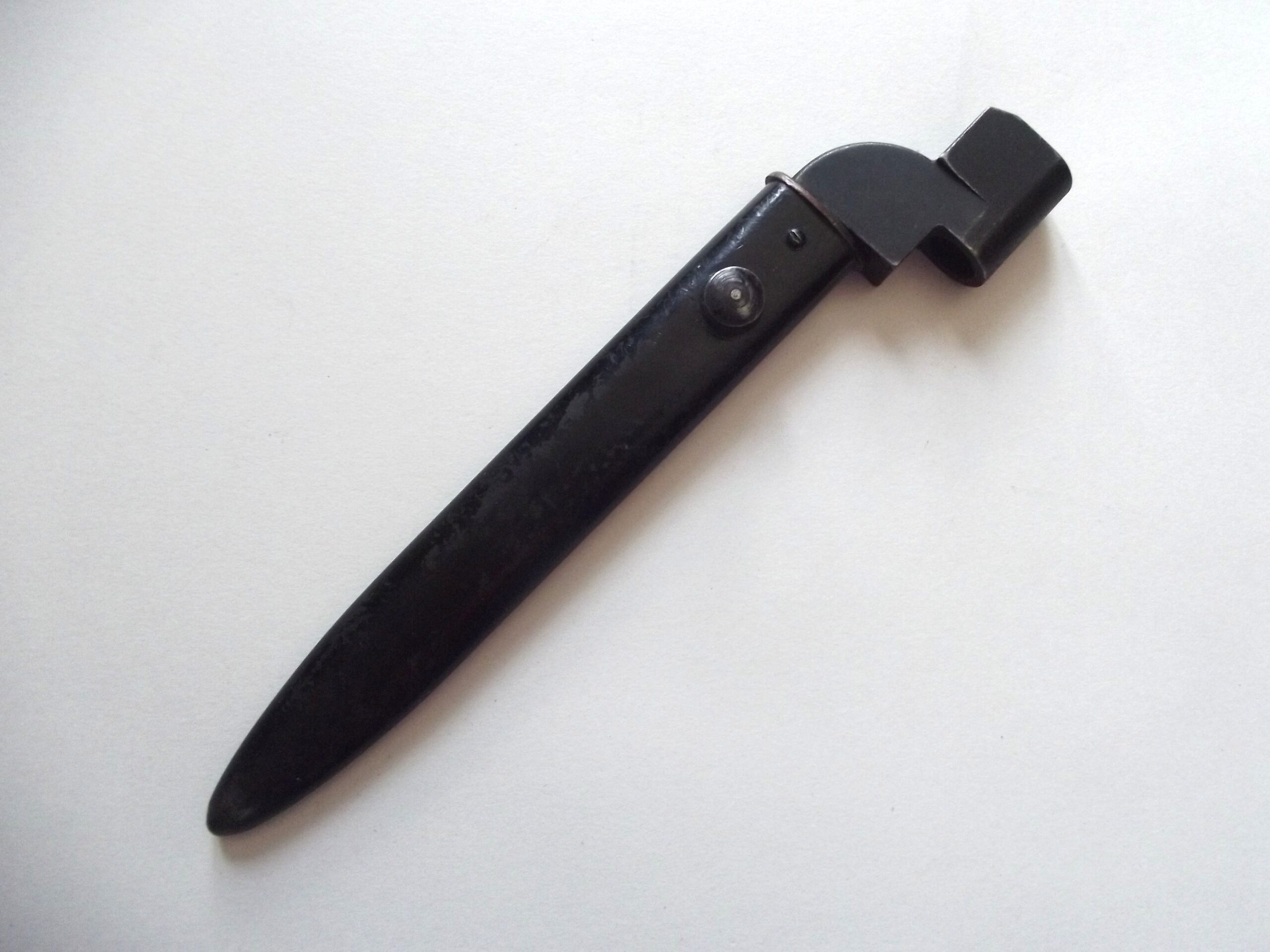 BRITISH ARMY NO 9 MK 1 BAYONET & SCABBARD DATED 1954 MATCHING NUMBERS