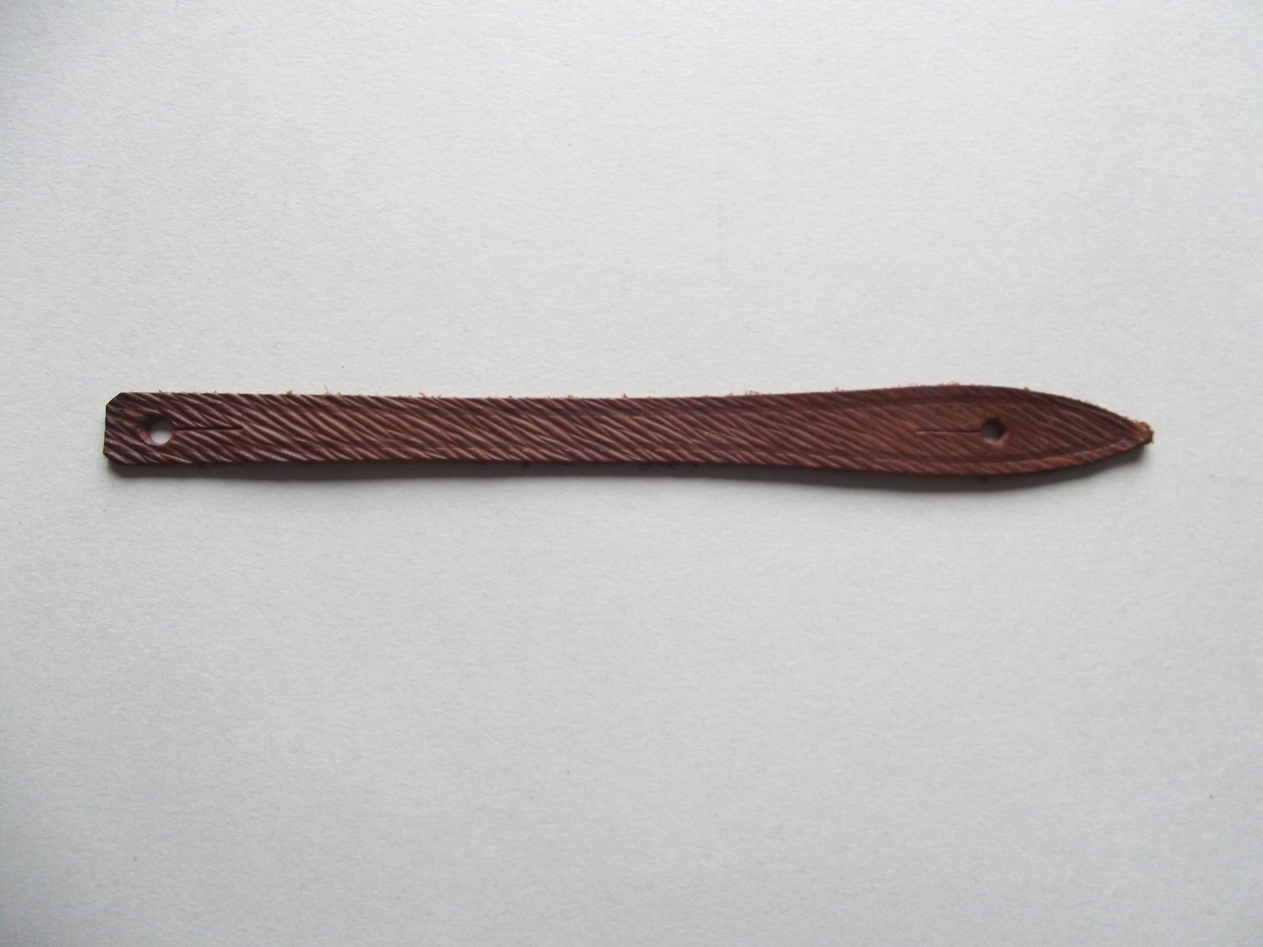 WW2 BRITISH ARMY LEATHER WHISTLE LANYARD DATED 1944