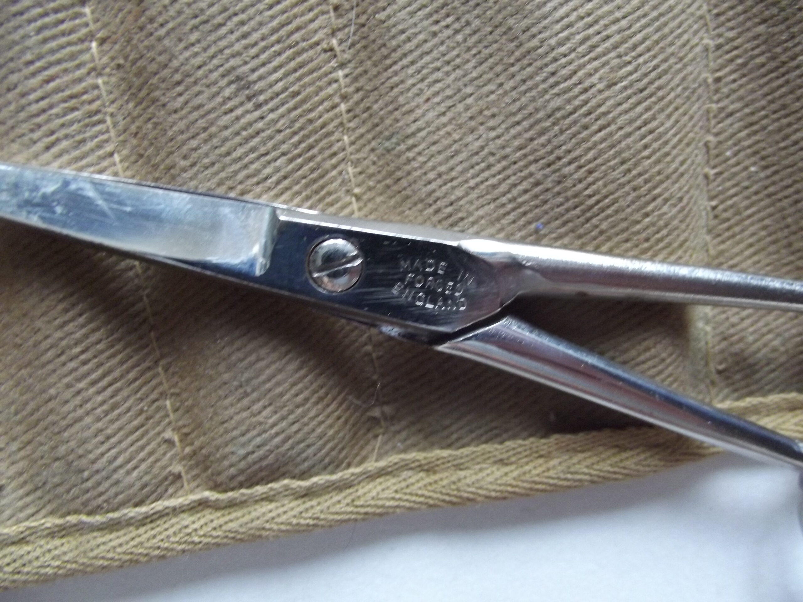 WW2 MEDICAL OFFICERS SURGICAL FIELD KIT