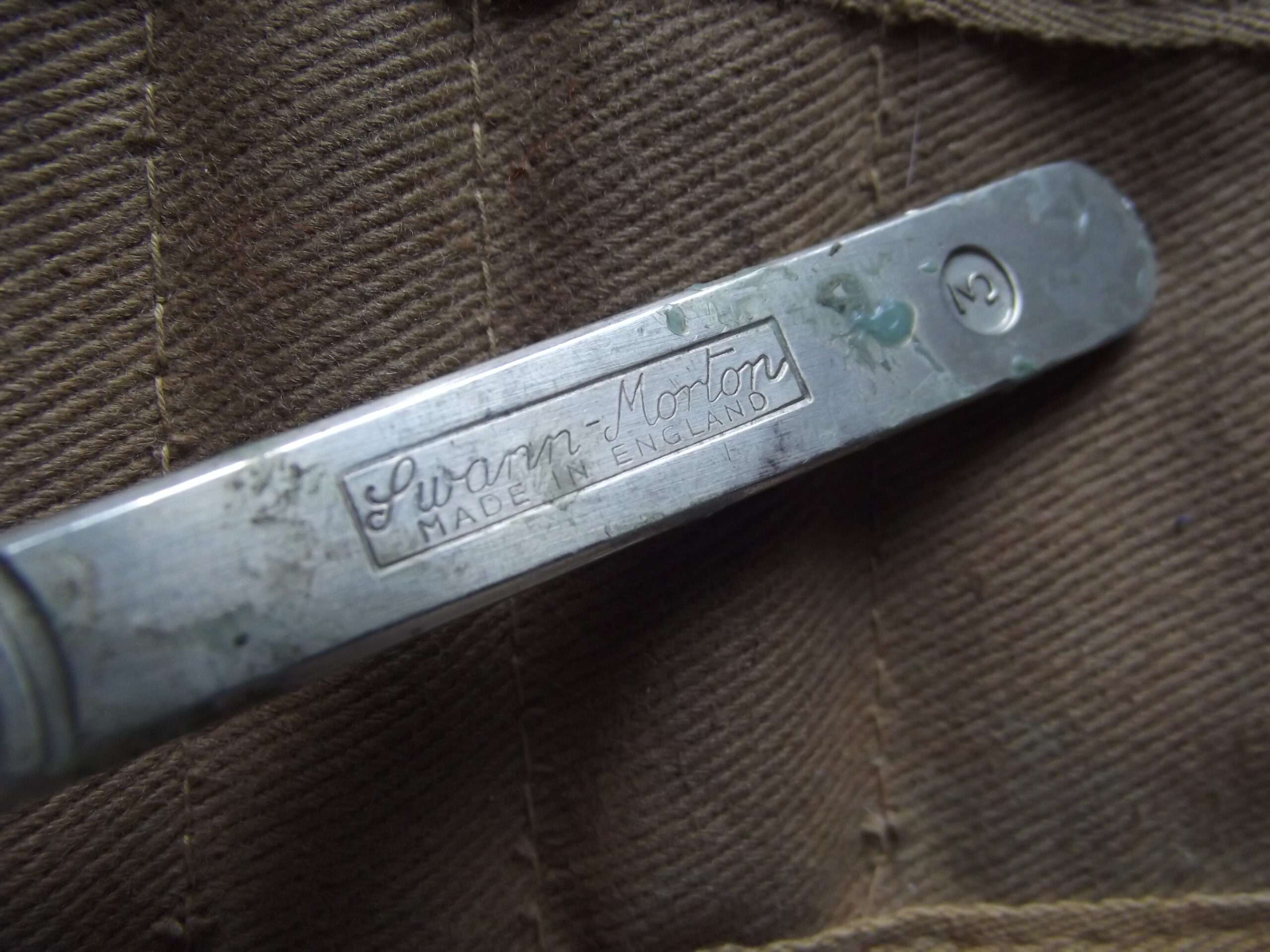 WW2 MEDICAL OFFICERS SURGICAL FIELD KIT
