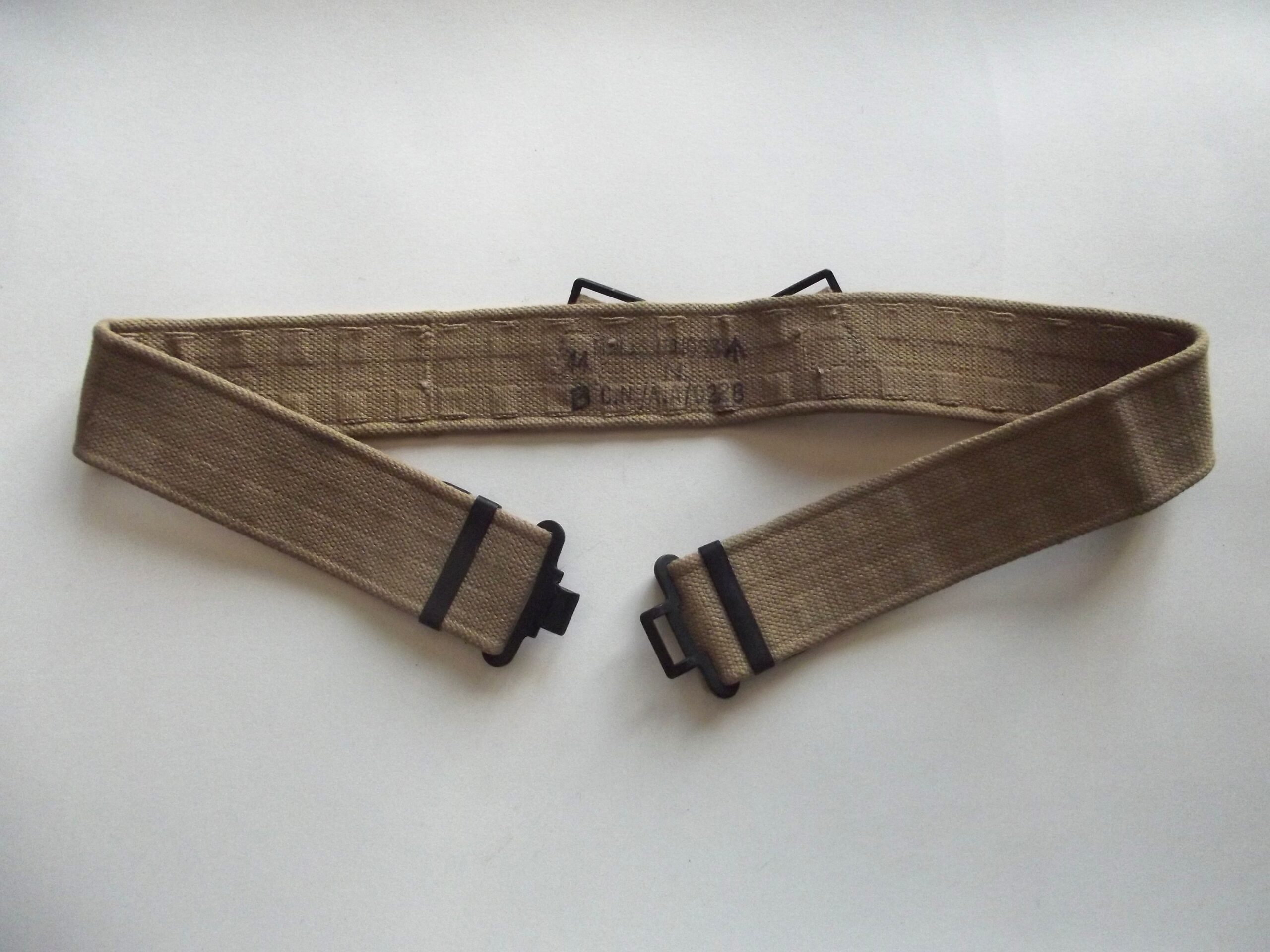 BRITISH ARMY 37 PTN WEBBING BELT DATED 1953