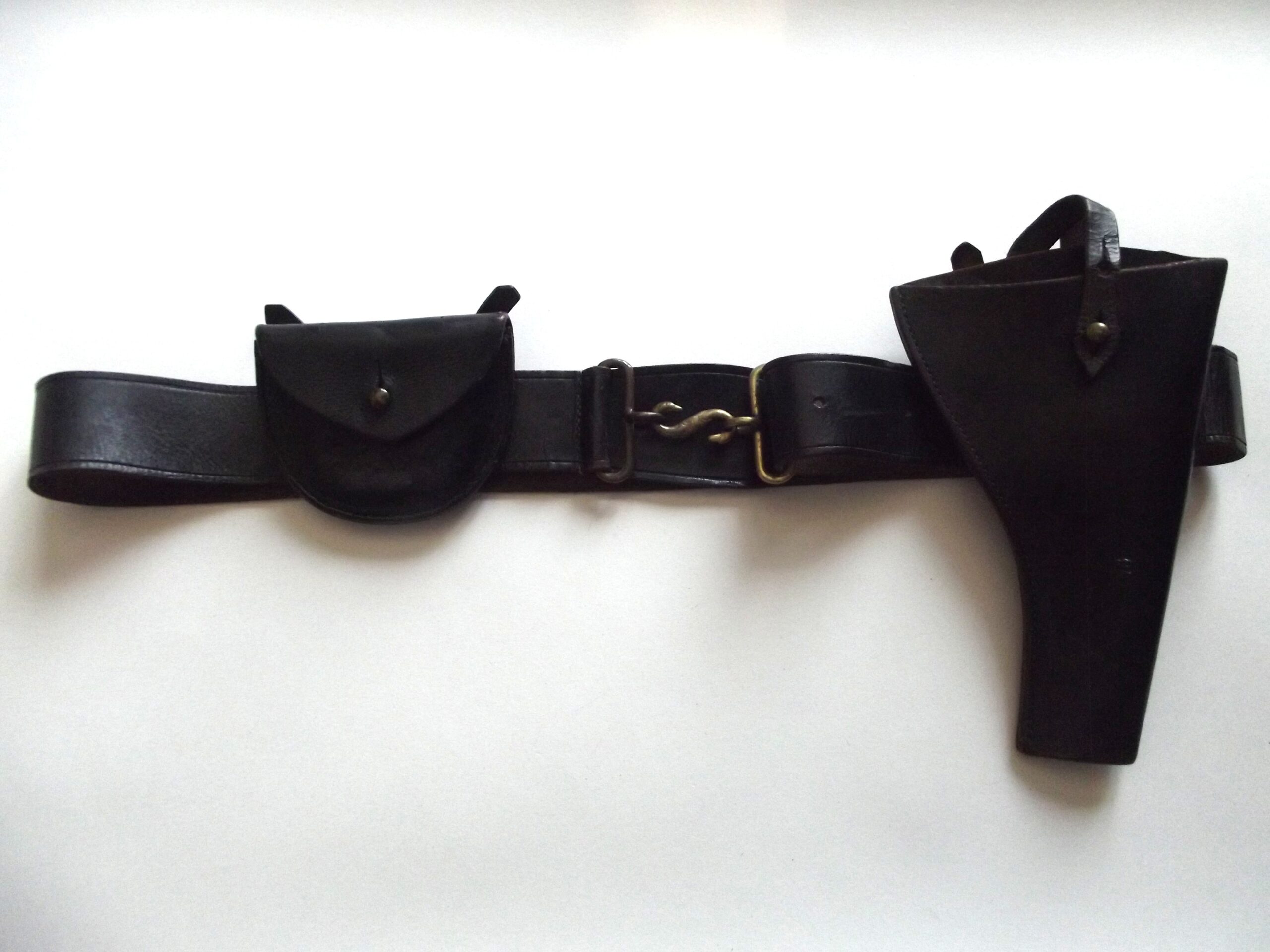 ROYAL ULSTER CONSTABULARY R.U.C OFFICERS SNAKE CLASP BELT SET