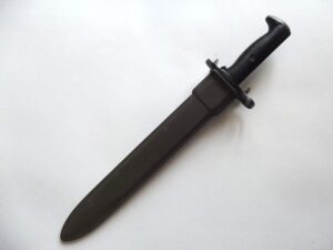 WW2 AMERICAN SPEARPOINT M1 BAYONET & SCABBARD DATED 1942 U.C.