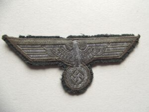 WW2 GERMAN ARMY OFFICERS/N.C.O WIRE BEVO BREAST EAGLE UNIFORM REMOVED