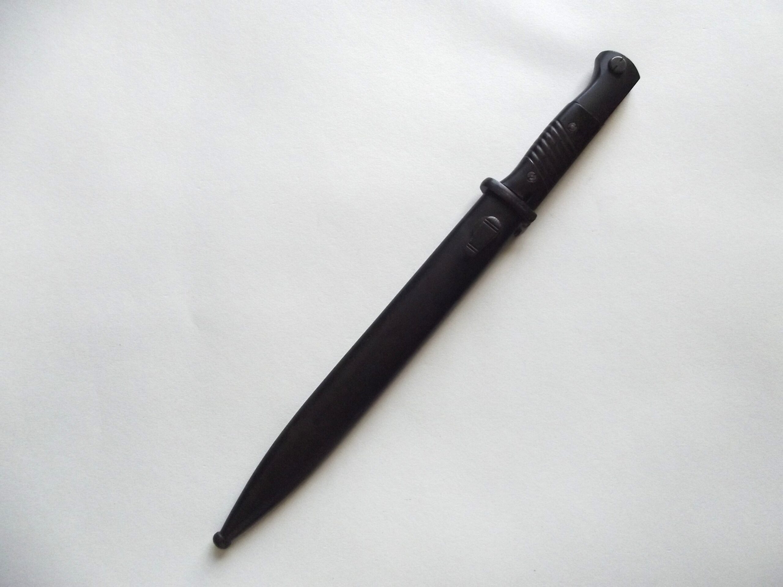 WW2 GERMAN K98 BAYONET & SCABBARD DATED 1943/36