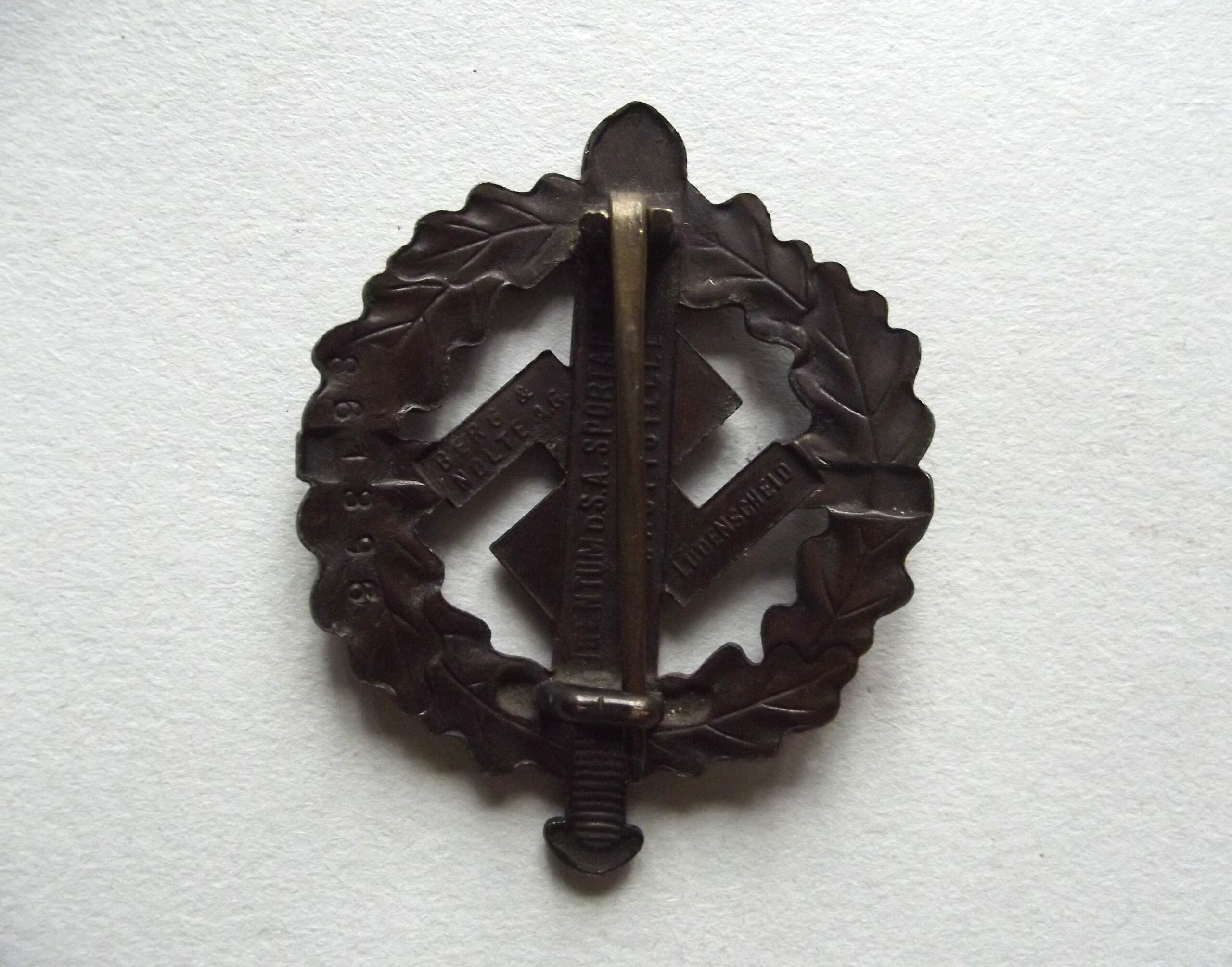 WW2 GERMAN SA BRONZE SPORTS BADGE