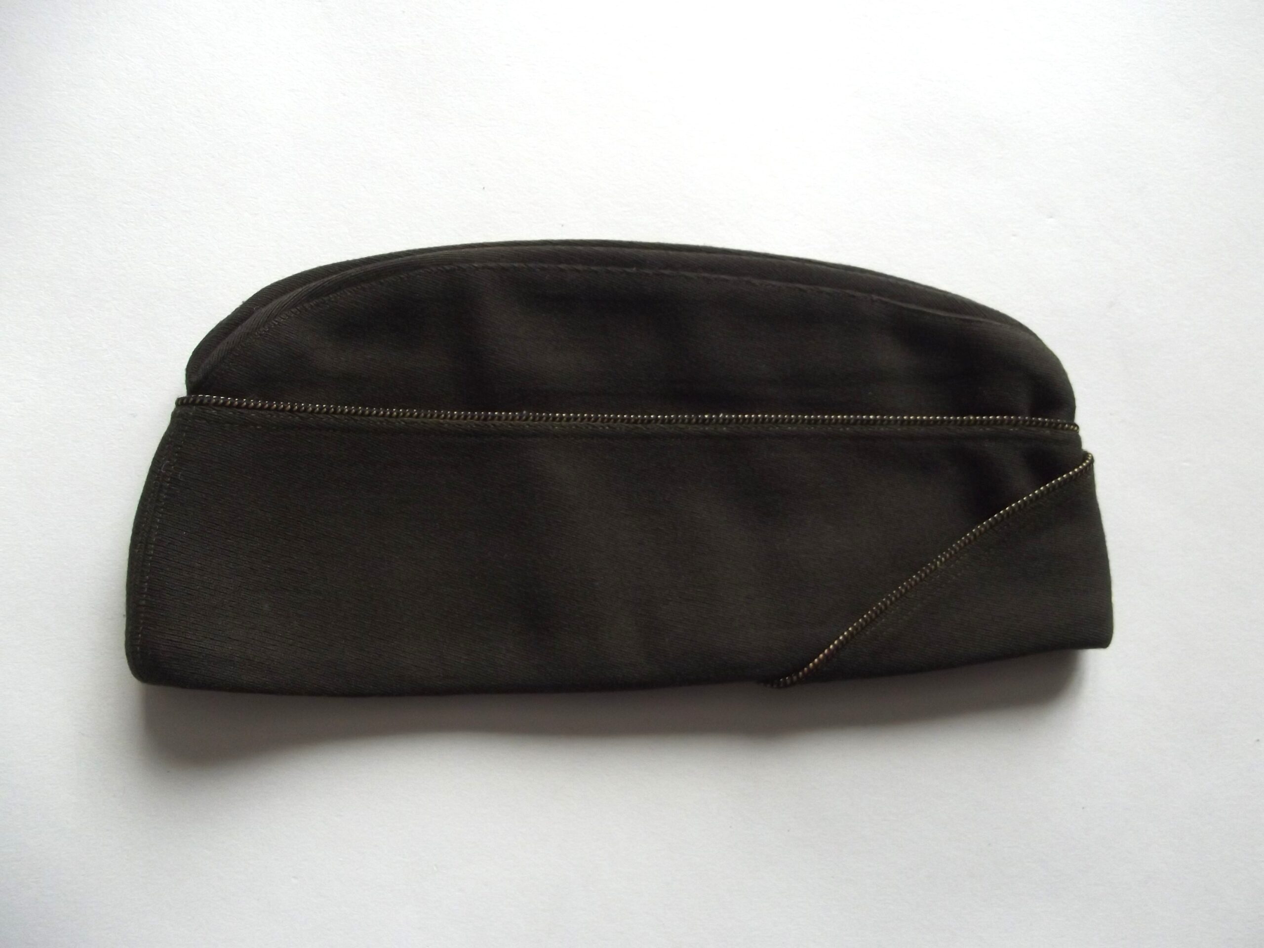 WW2 AMERICAN ARMY OFFICERS GARRISON CAP DATED 1942