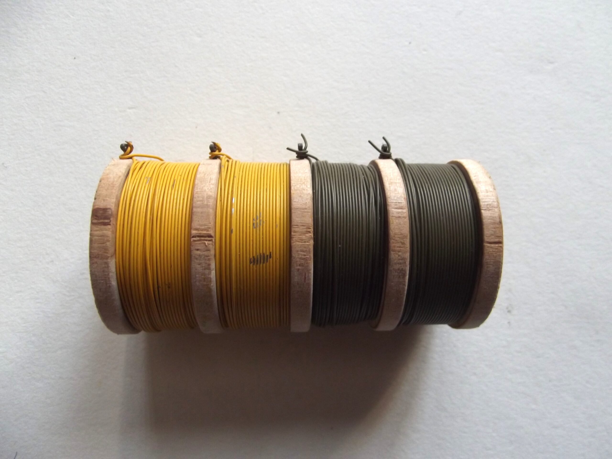 WW2 AMERICAN BOOBY TRAP & TRIP WIRE BOBBIN