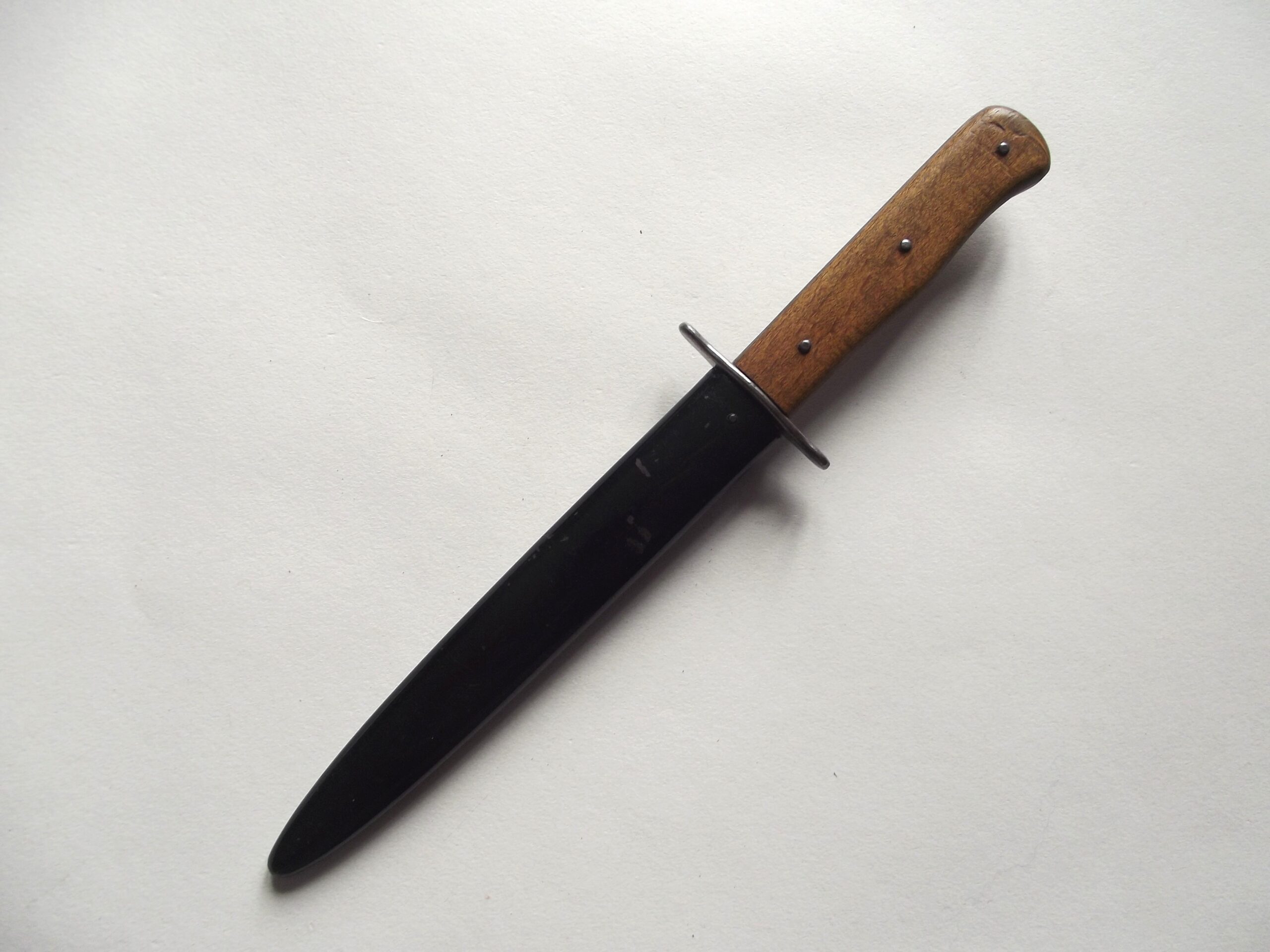 WW2 GERMAN LUFTWAFFE BOOT DAGGER & SCABBARD