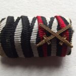 WW1 IMPERIAL GERMAN MEDAL BAR & CROSSED SWORDS