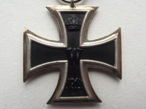 WW1 IMPERIAL GERMAN IRON CROSS 2ND CLASS MAKER KO