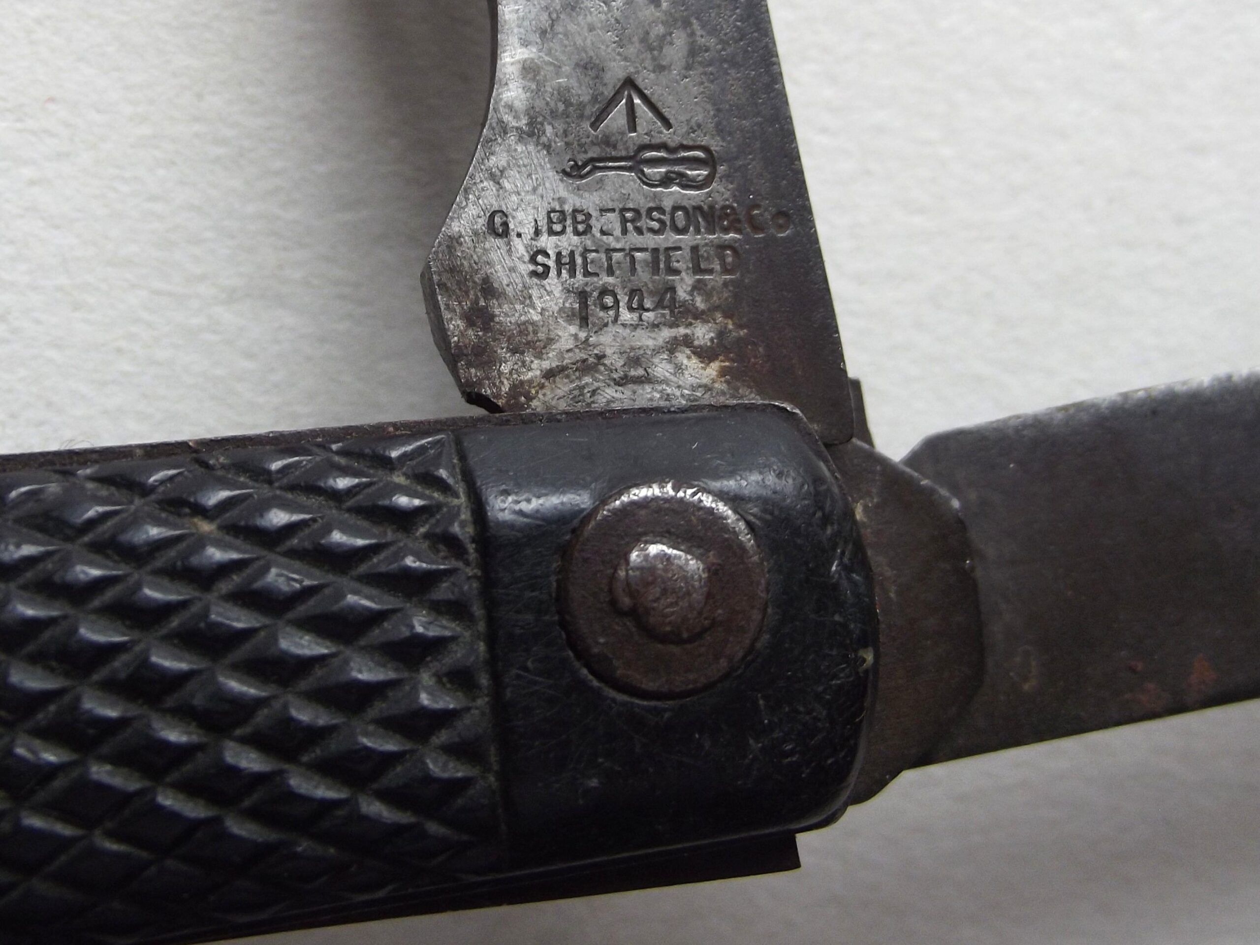 WW2 BRITISH JACK KNIFE DATED 1944