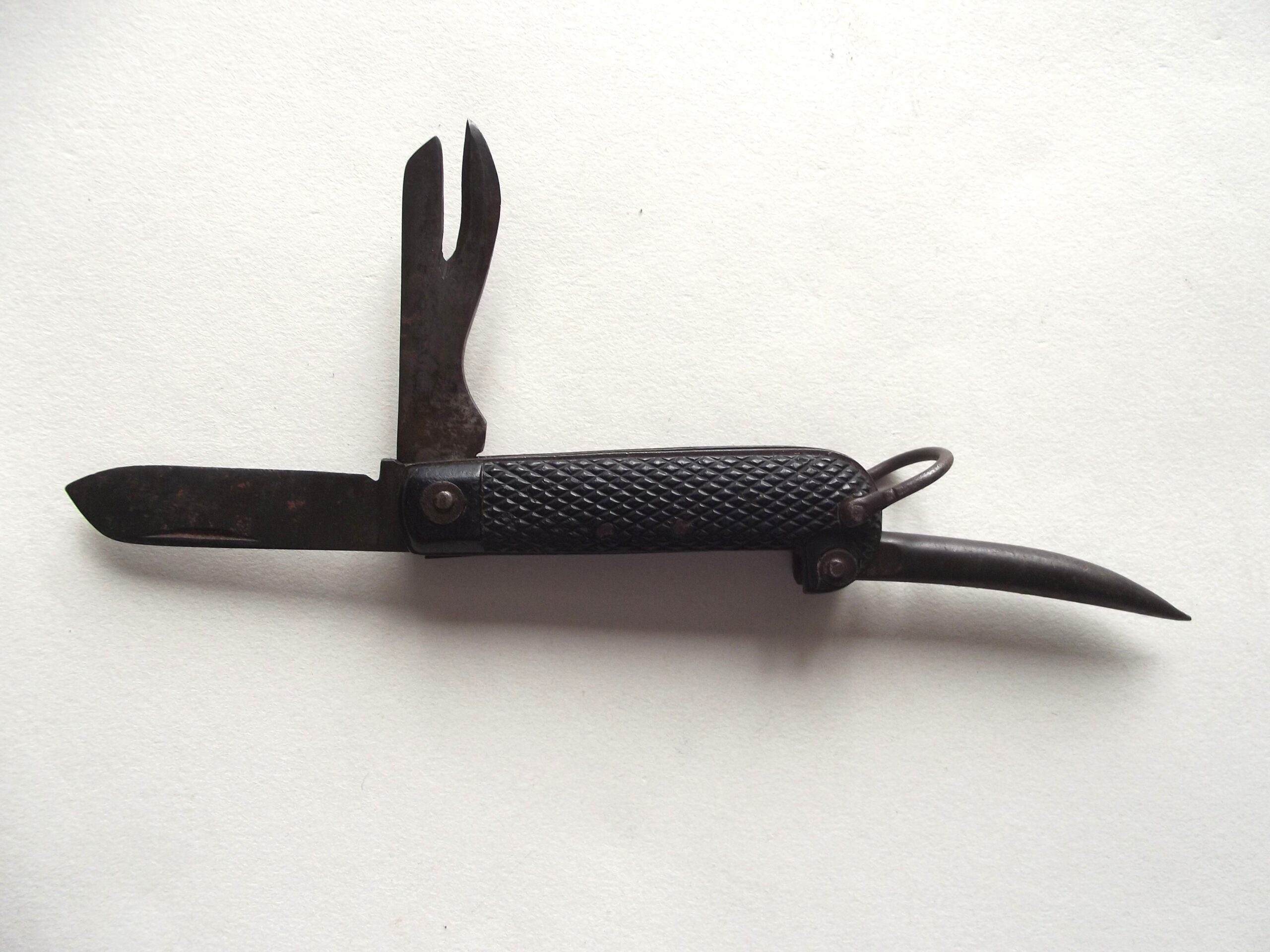 WW2 BRITISH JACK KNIFE DATED 1944