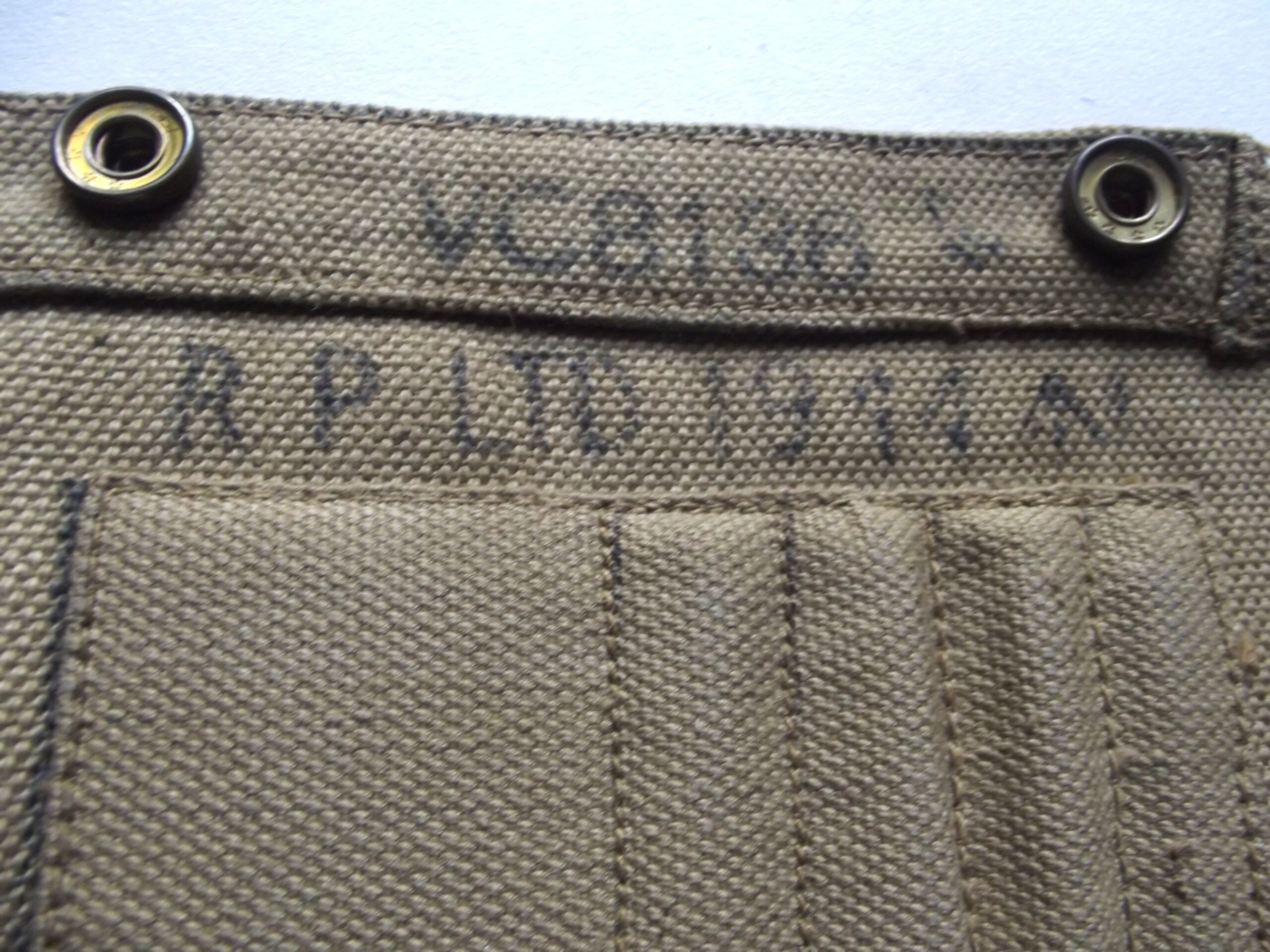 WW2 37 PTN WEBBING MAP CASE DATED 1944