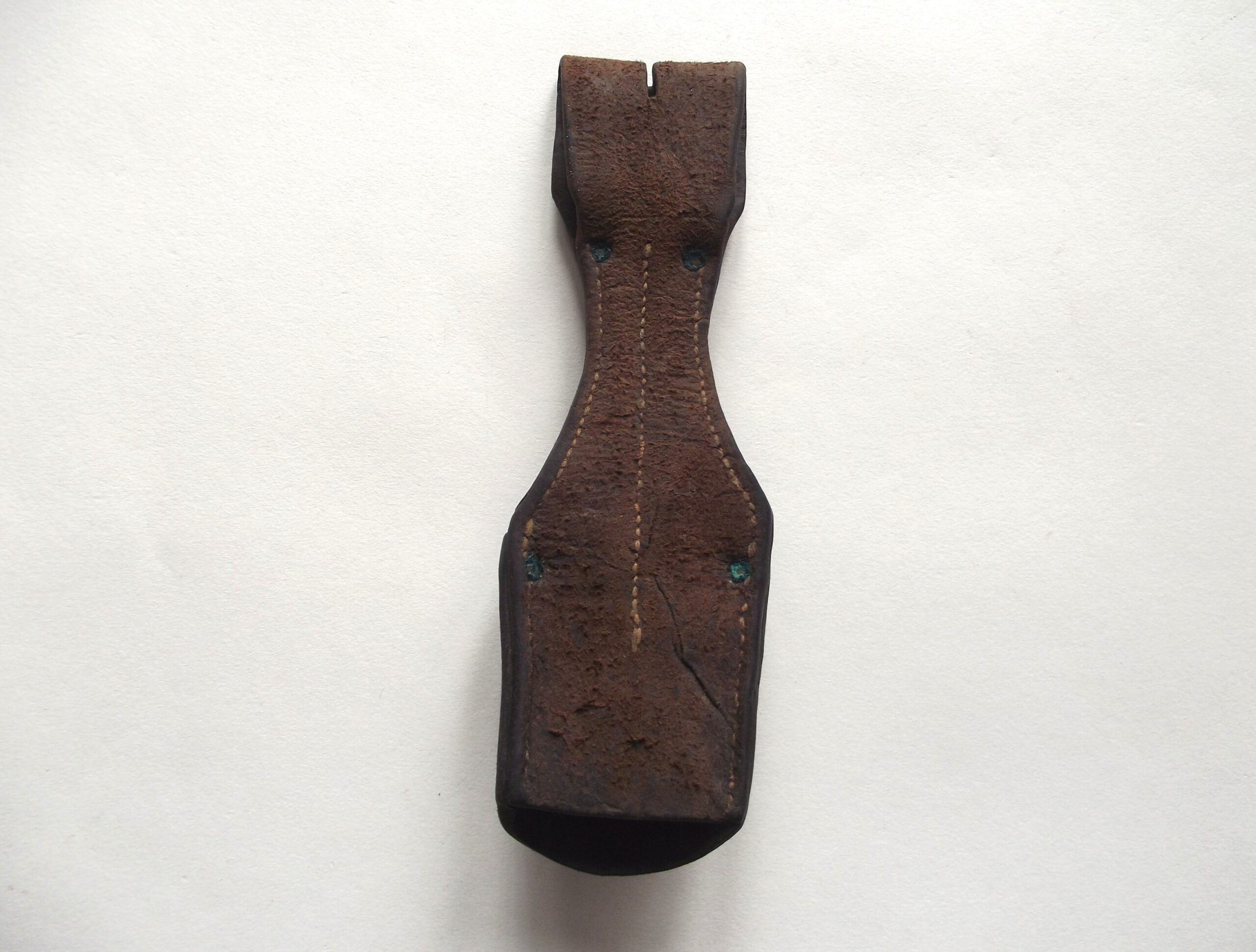 WW1 GERMAN 98/05 LEATHER BAYONET FROG