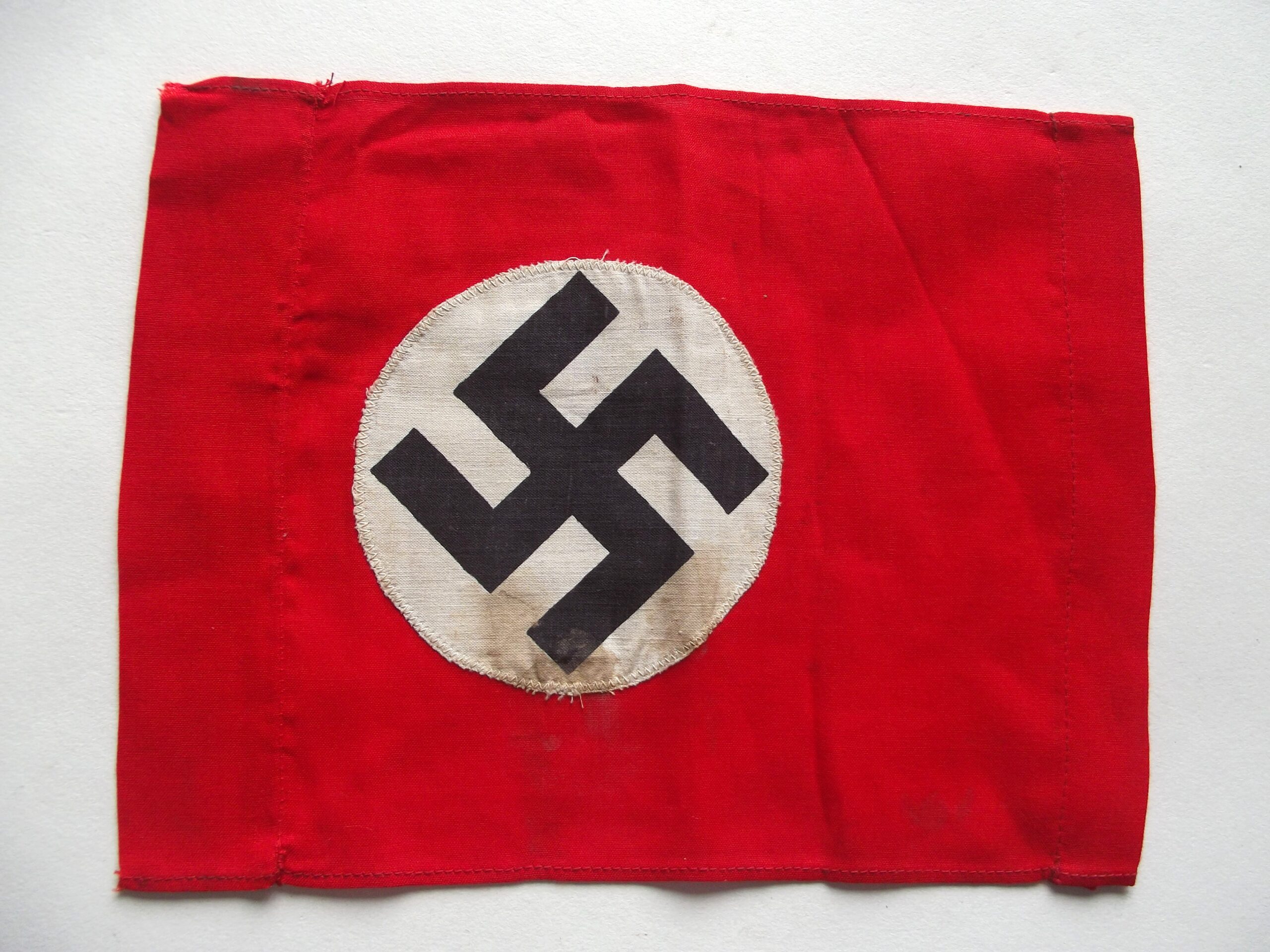 WW2 GERMAN N.S.D.A.P SMALL PARTY FLAG