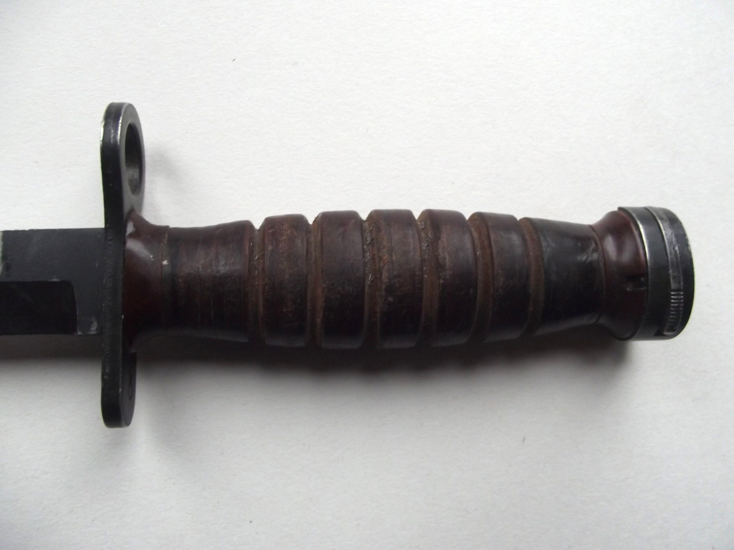 AMERICAN M4 BAYONET & B.M CO FIBRE SCABBARD