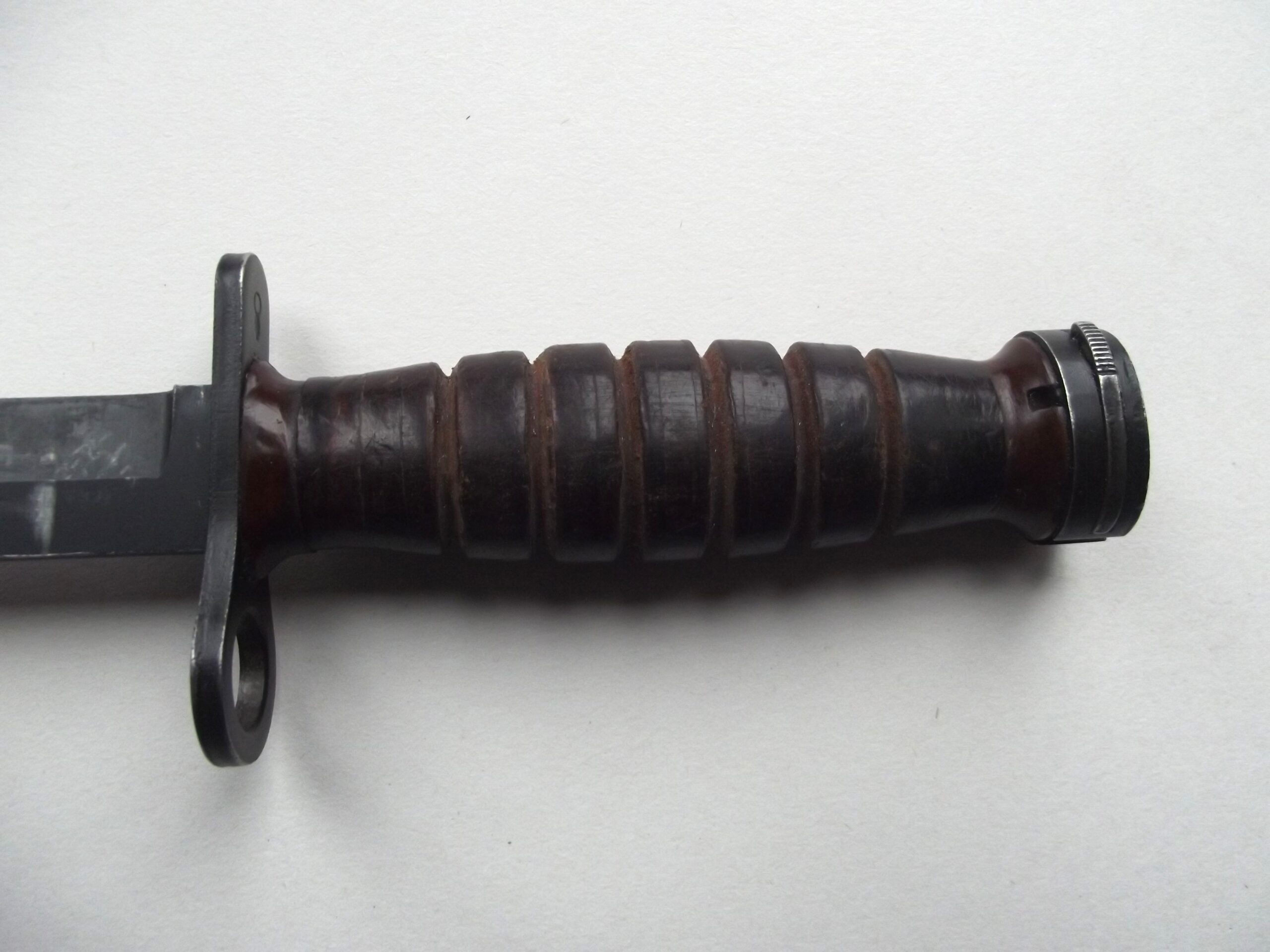 AMERICAN M4 BAYONET & B.M CO FIBRE SCABBARD